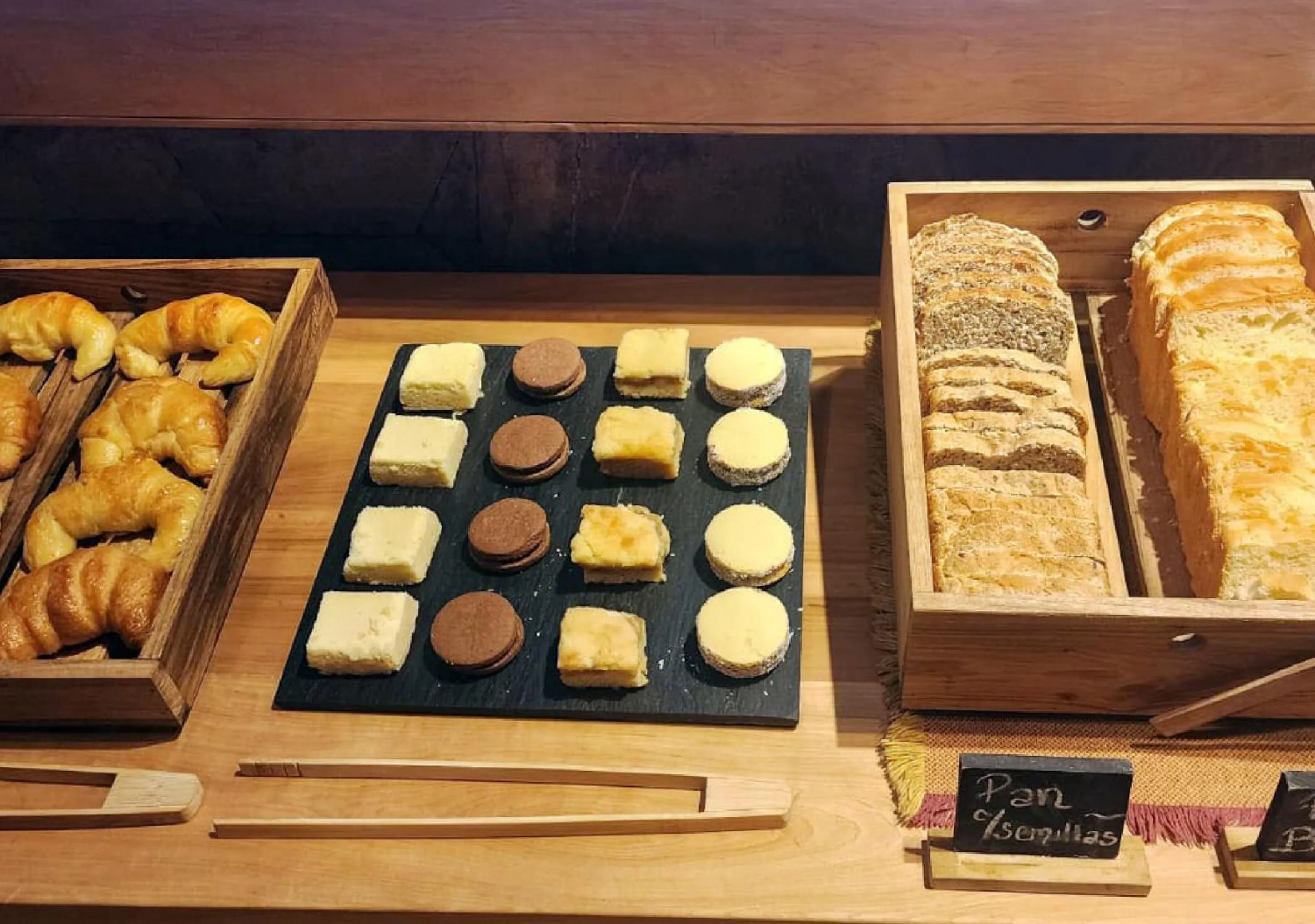 Breakfast in Huenú by DOT Boutique