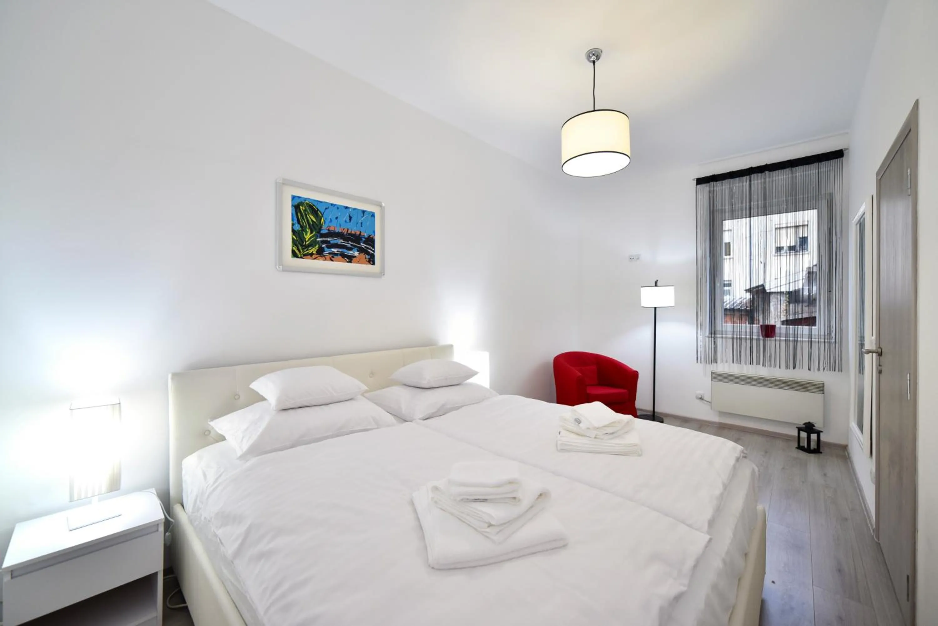 Photo of the whole room, Bed in Apartment Sermazi