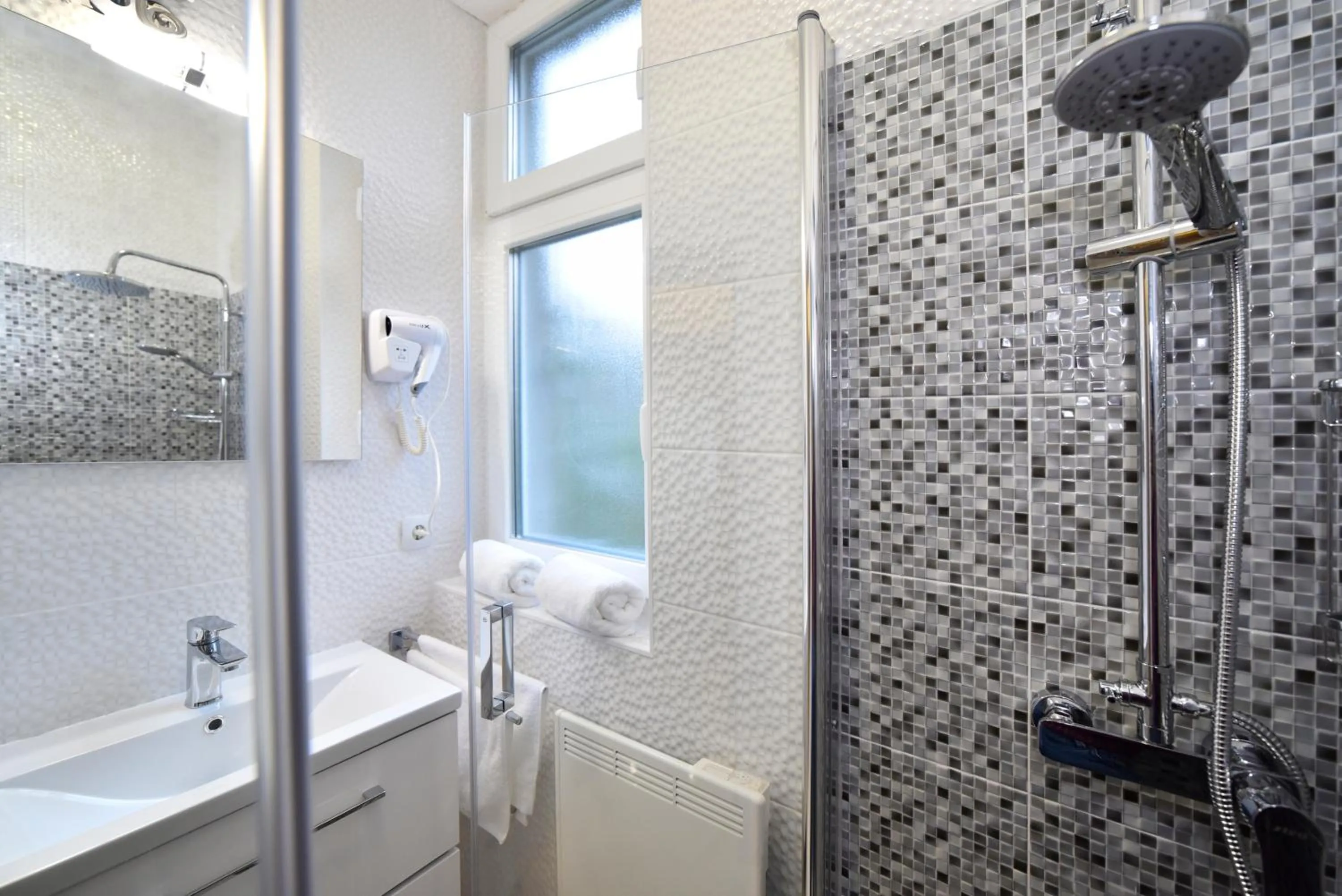 Bathroom in Apartment Sermazi