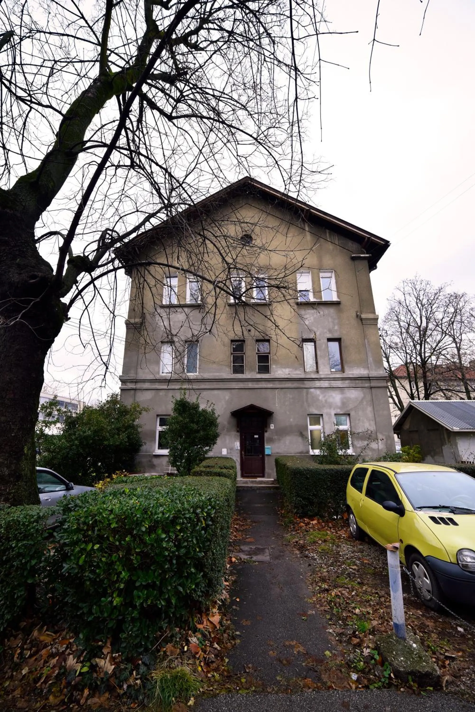 Facade/entrance in Apartment Sermazi