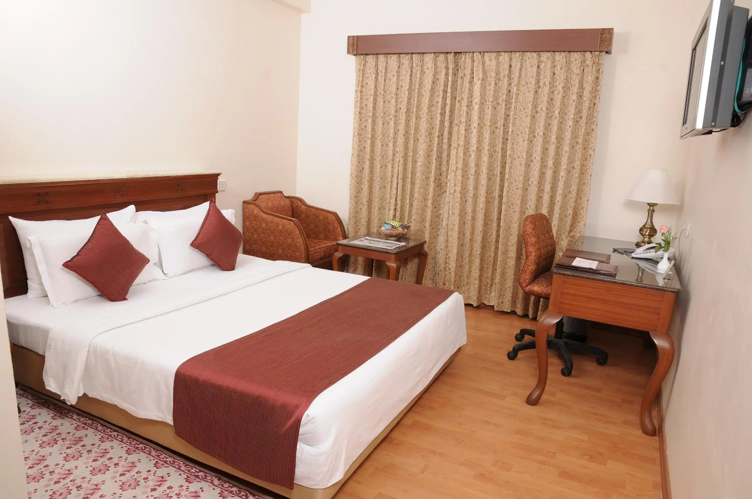 Bedroom, Bed in Raj Park Hotel Chennai Bedroom, Bed in Raj Park Hotel Chennai