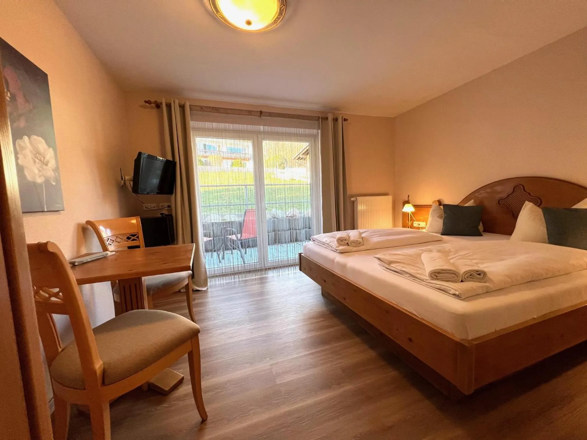 Bed in Hotel Fischer am See