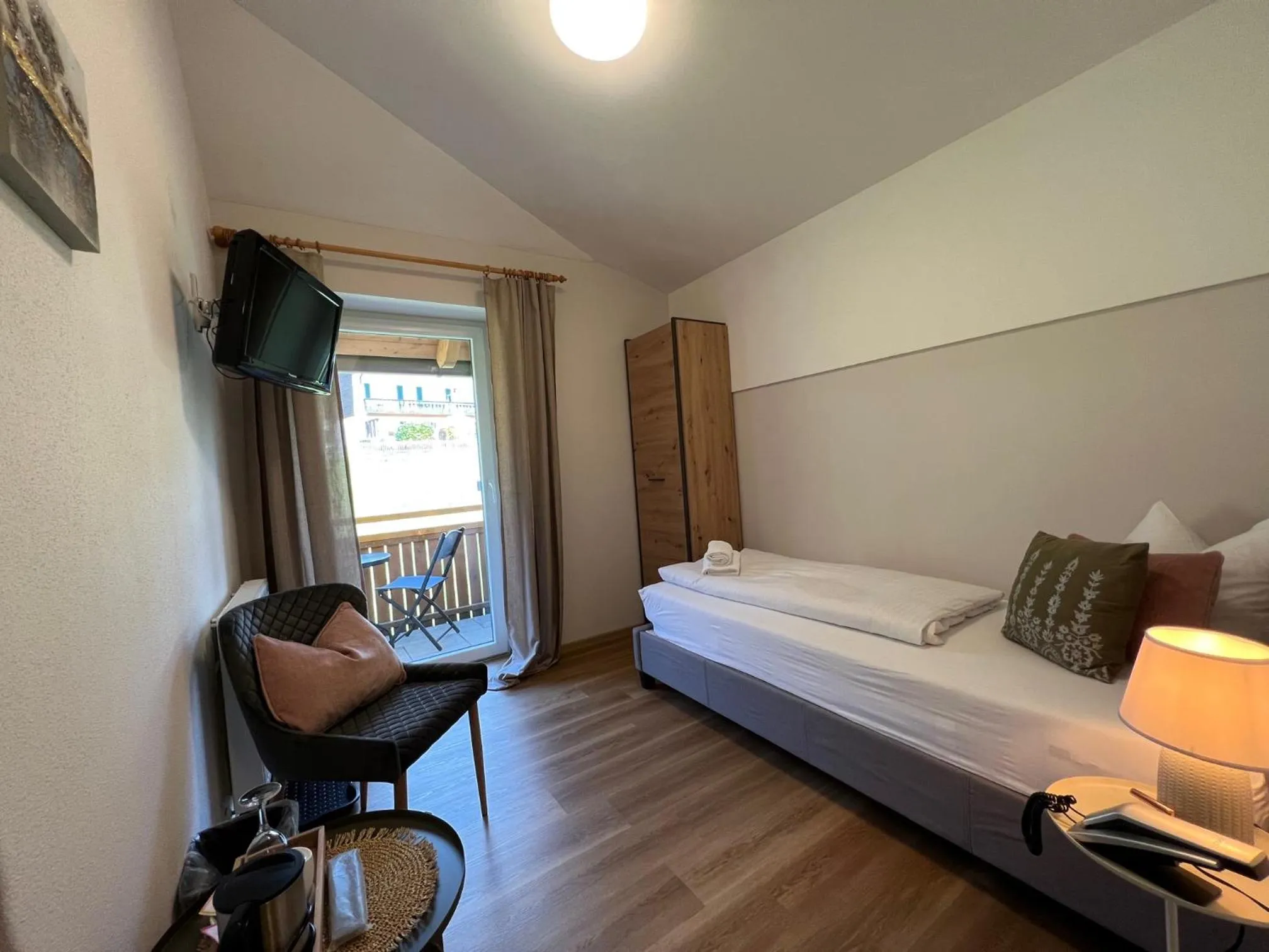 Bed in Hotel Fischer am See