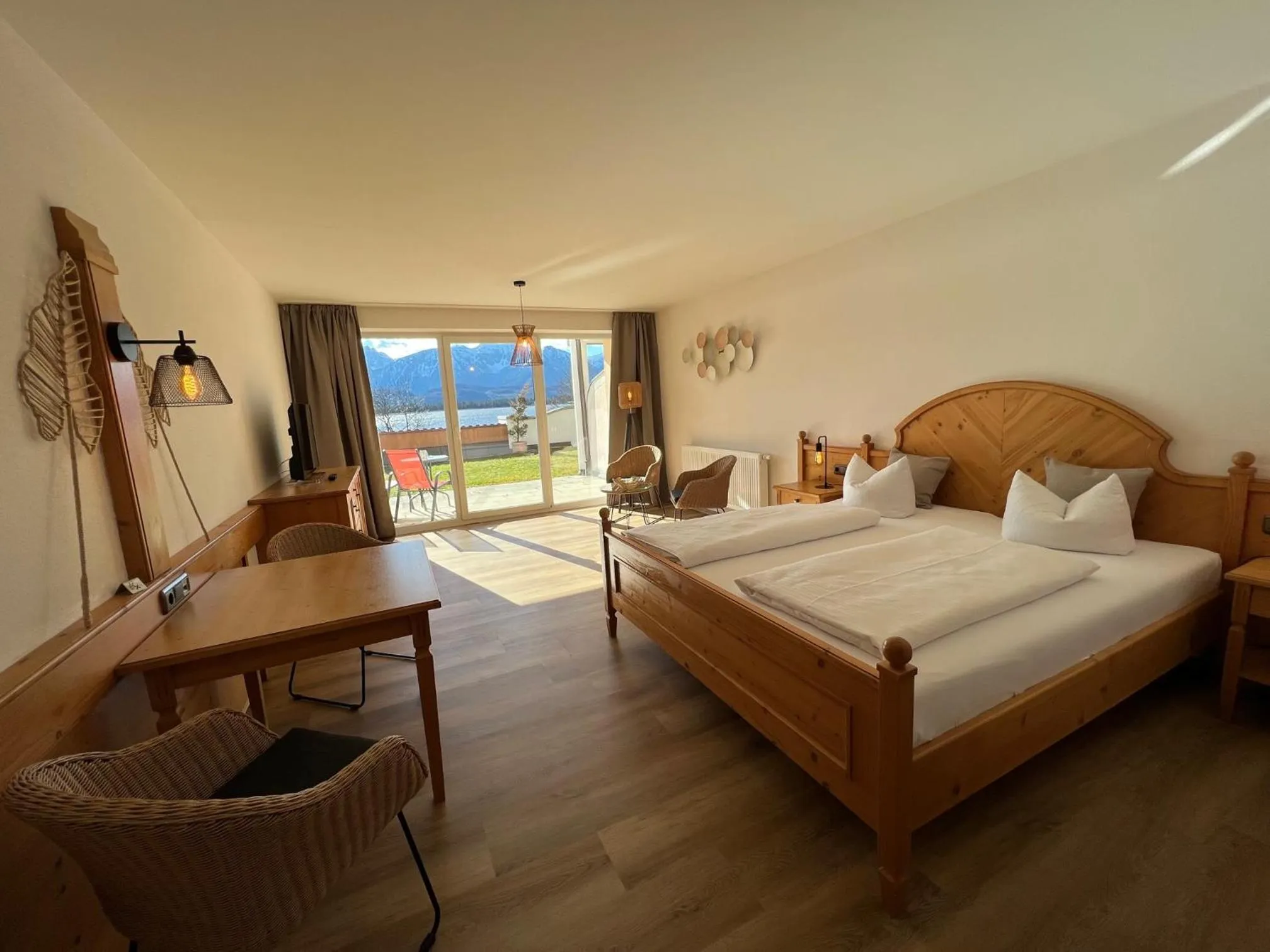 Bed in Hotel Fischer am See