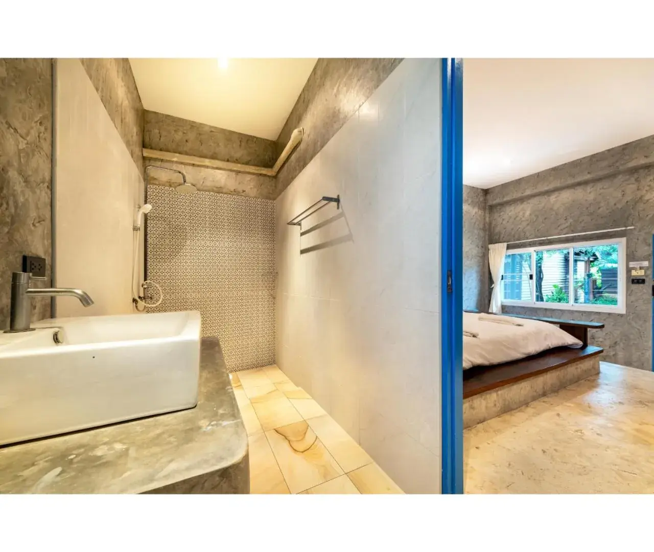 Bathroom, Bed in Mac Garden Resort Bathroom, Bed in Mac Garden Resort