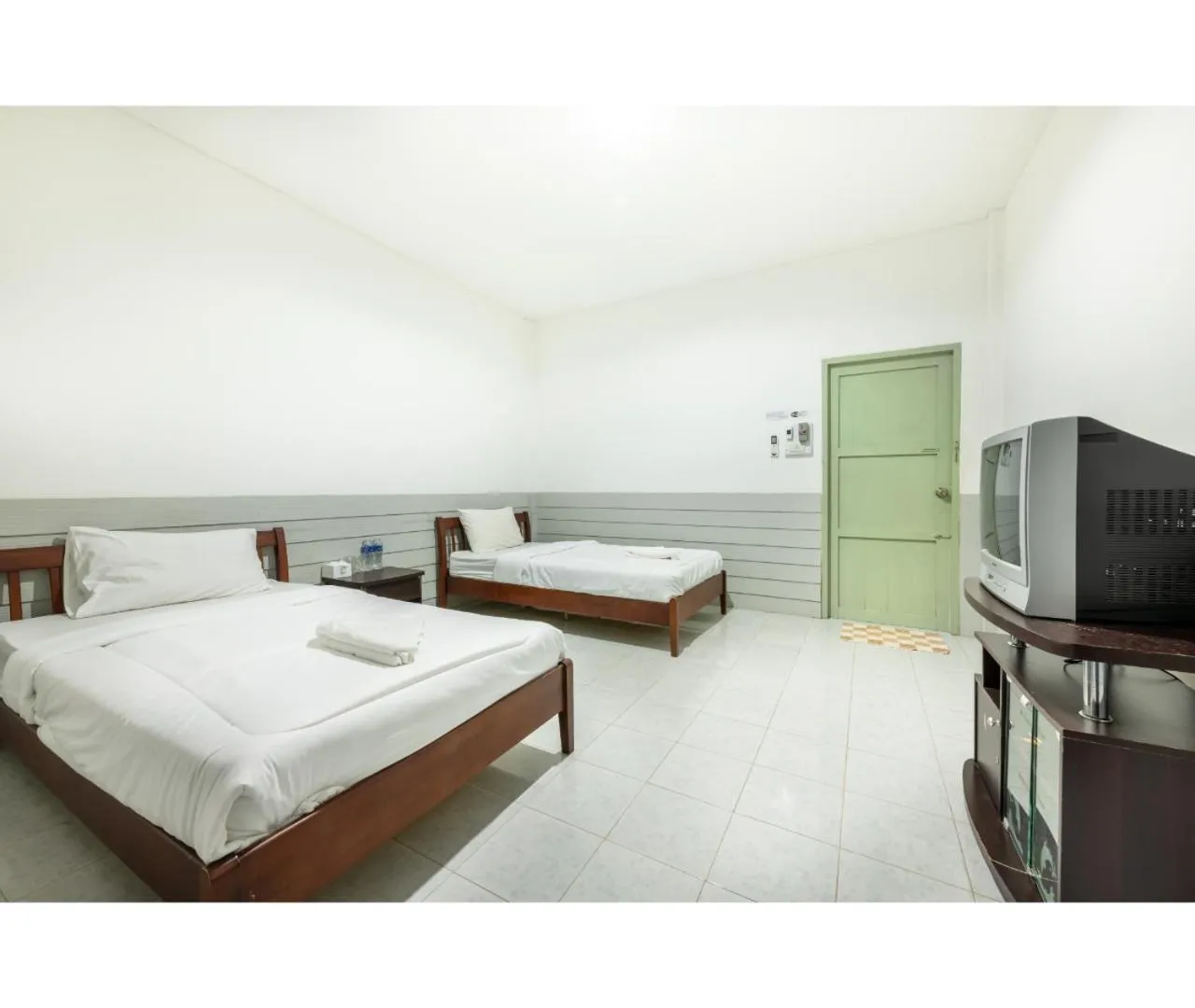 Bed in Mac Garden Resort