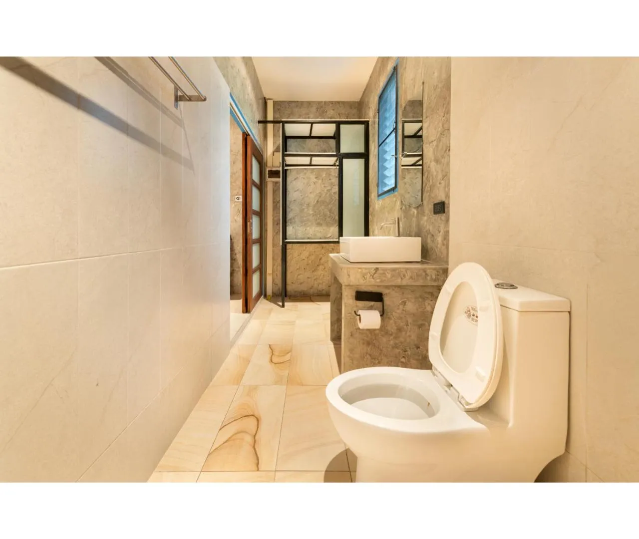 Bathroom in Mac Garden Resort