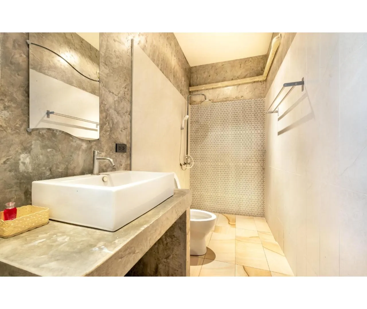 Bathroom in Mac Garden Resort