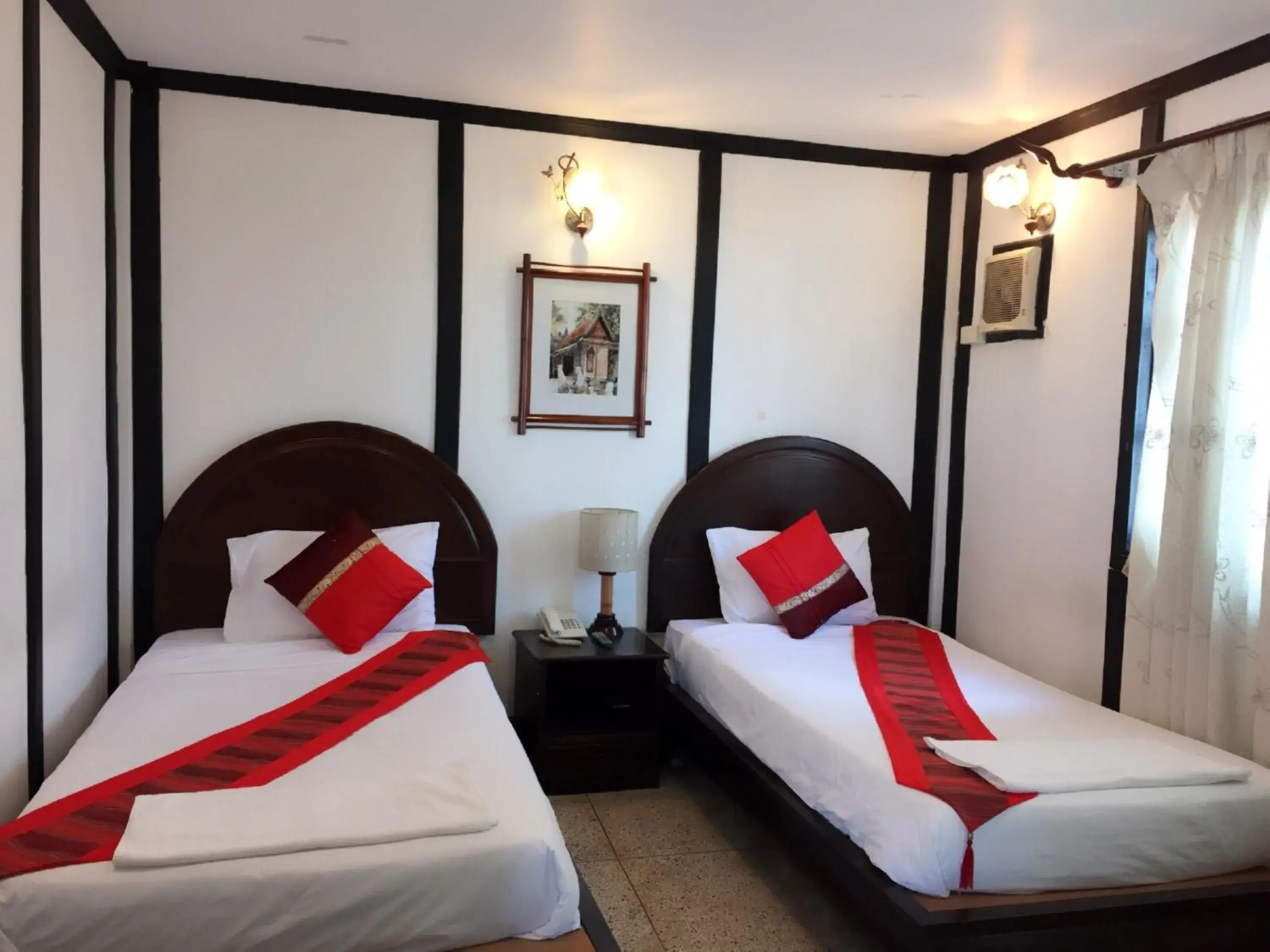 Standard Twin Room in Central Vienna Hotel Standard Twin Room in Central Vienna Hotel