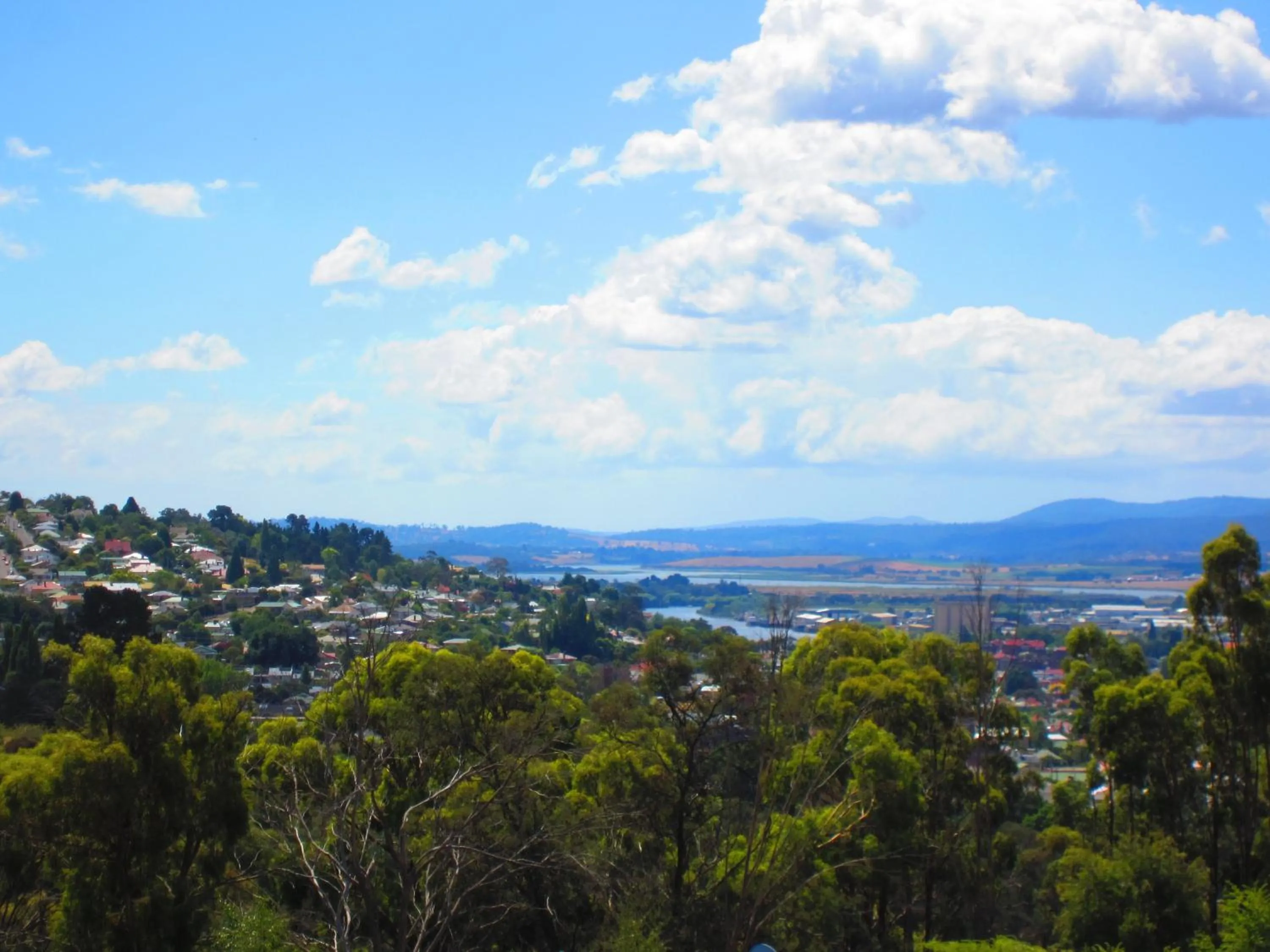 Nearby landmark in Village Family Motor Inn