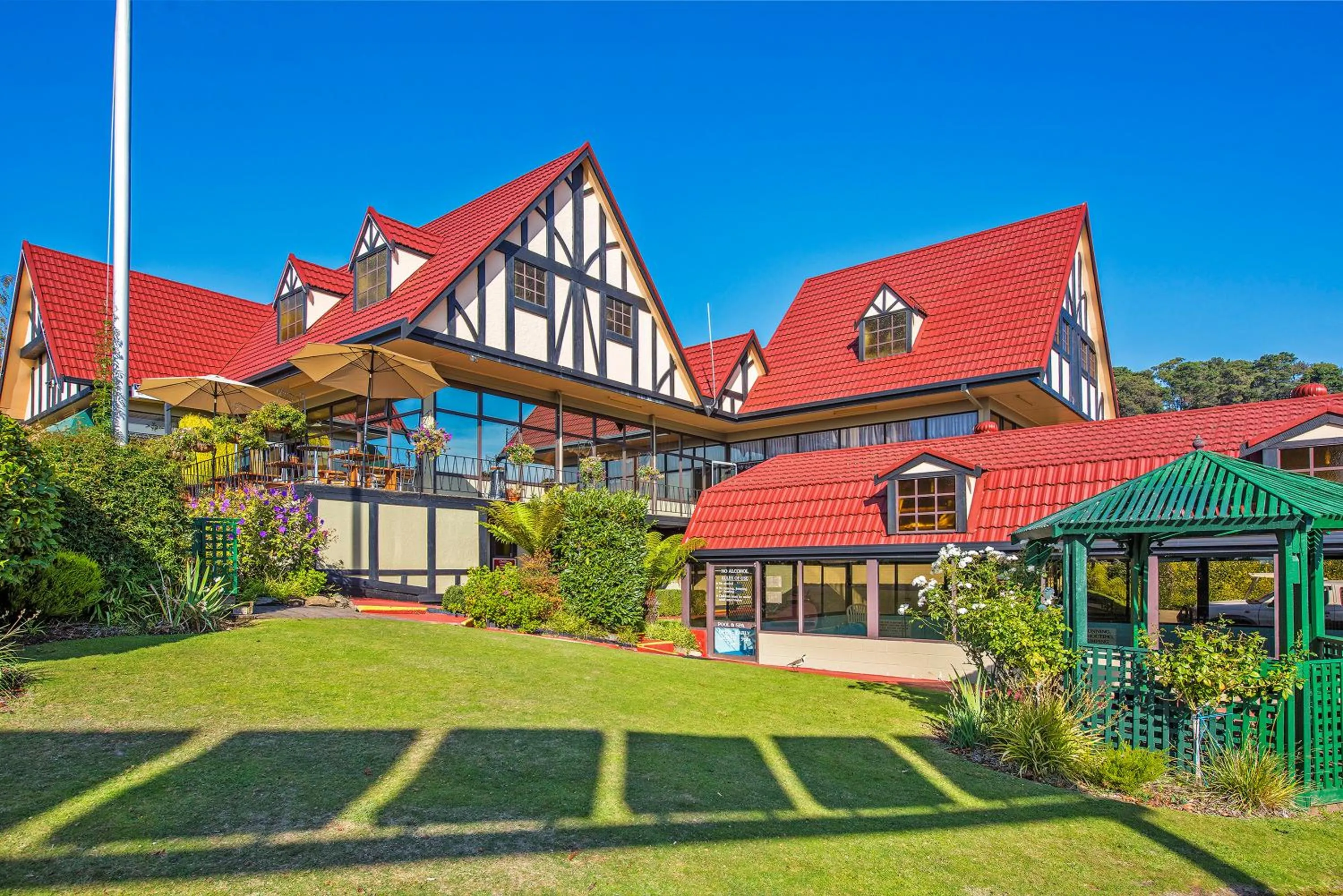 Property building in Village Family Motor Inn