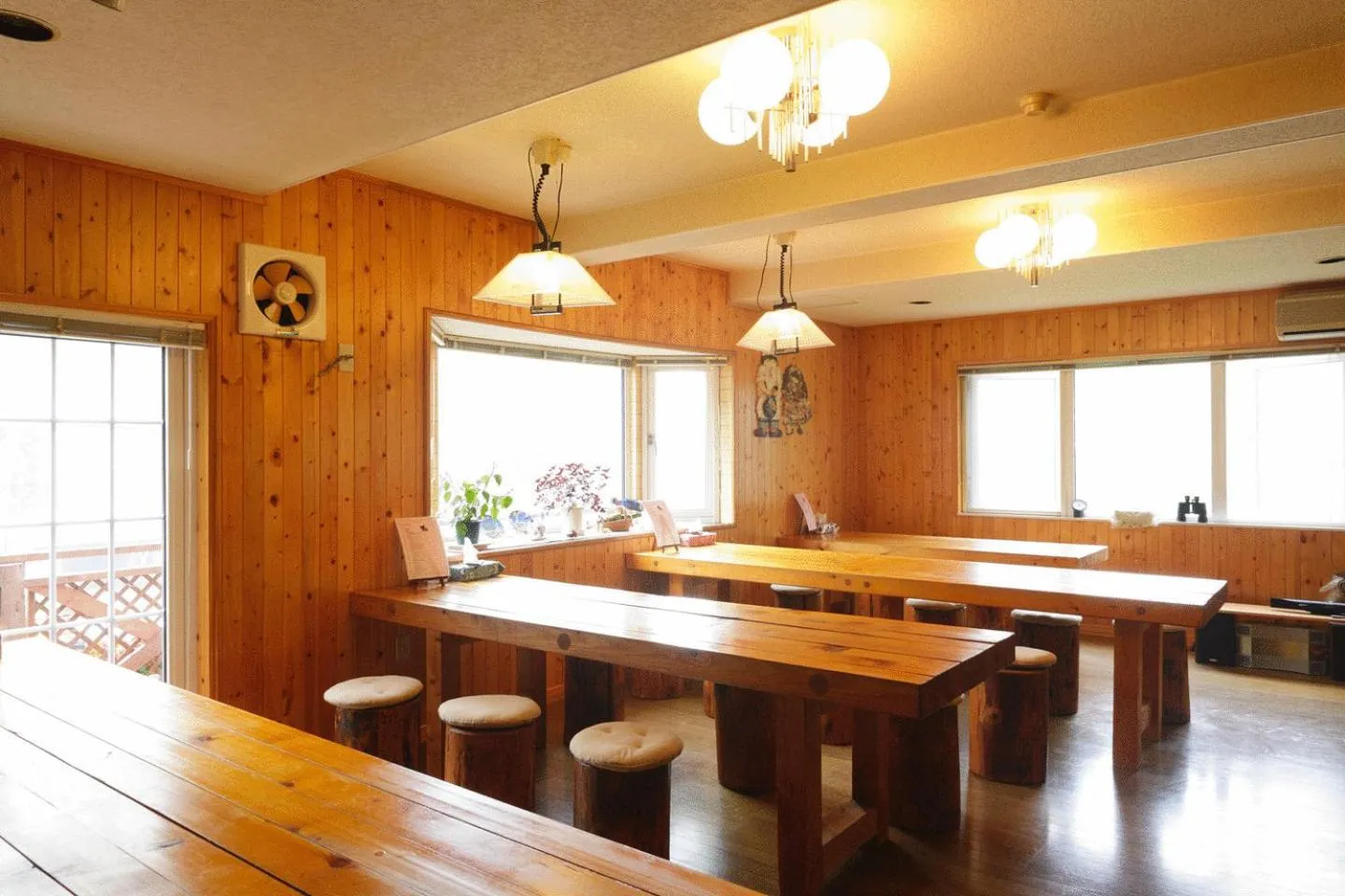 Restaurant/places to eat in Pension Fryingpan