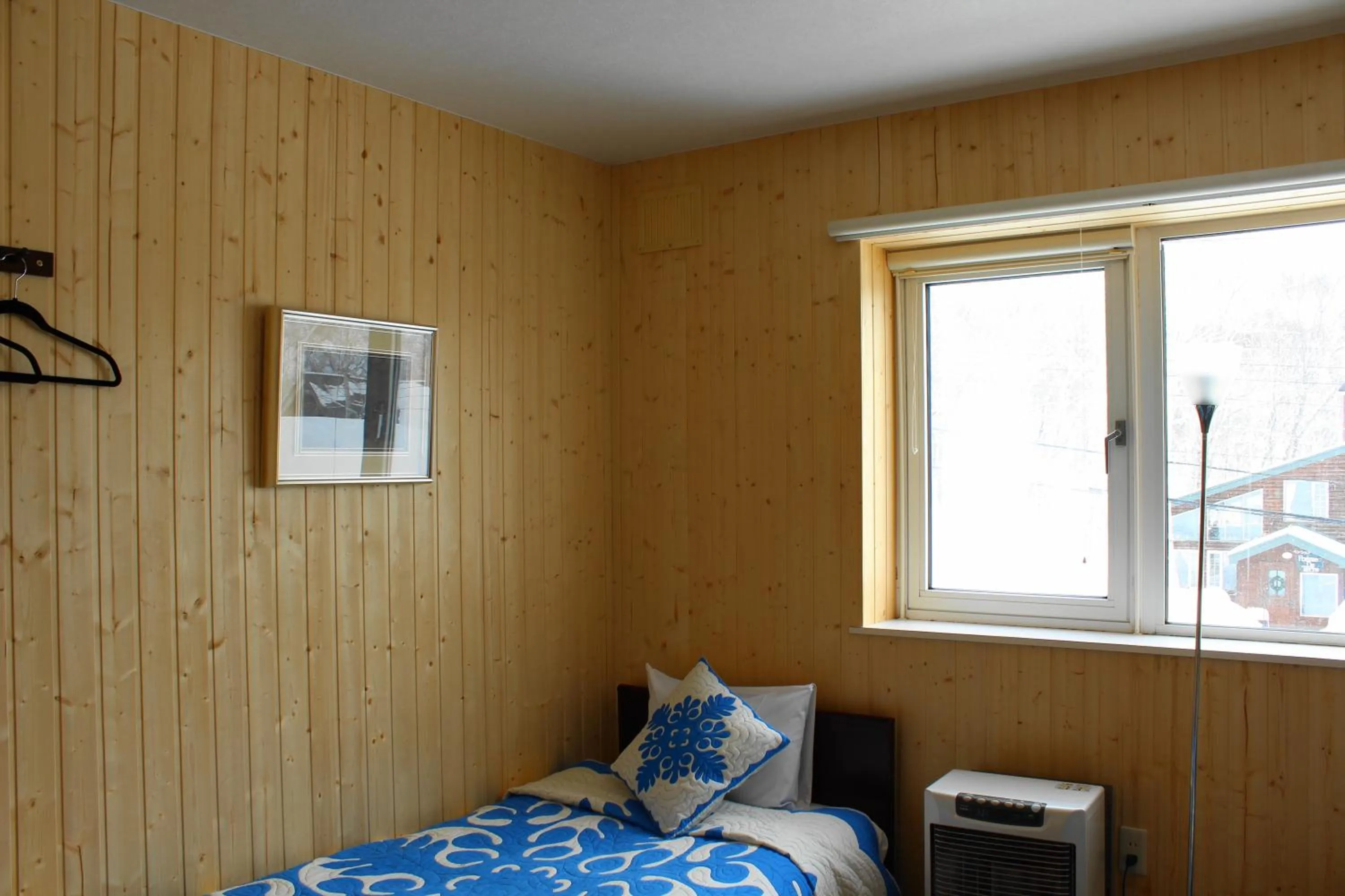 Bedroom, Bed in Pension Fryingpan