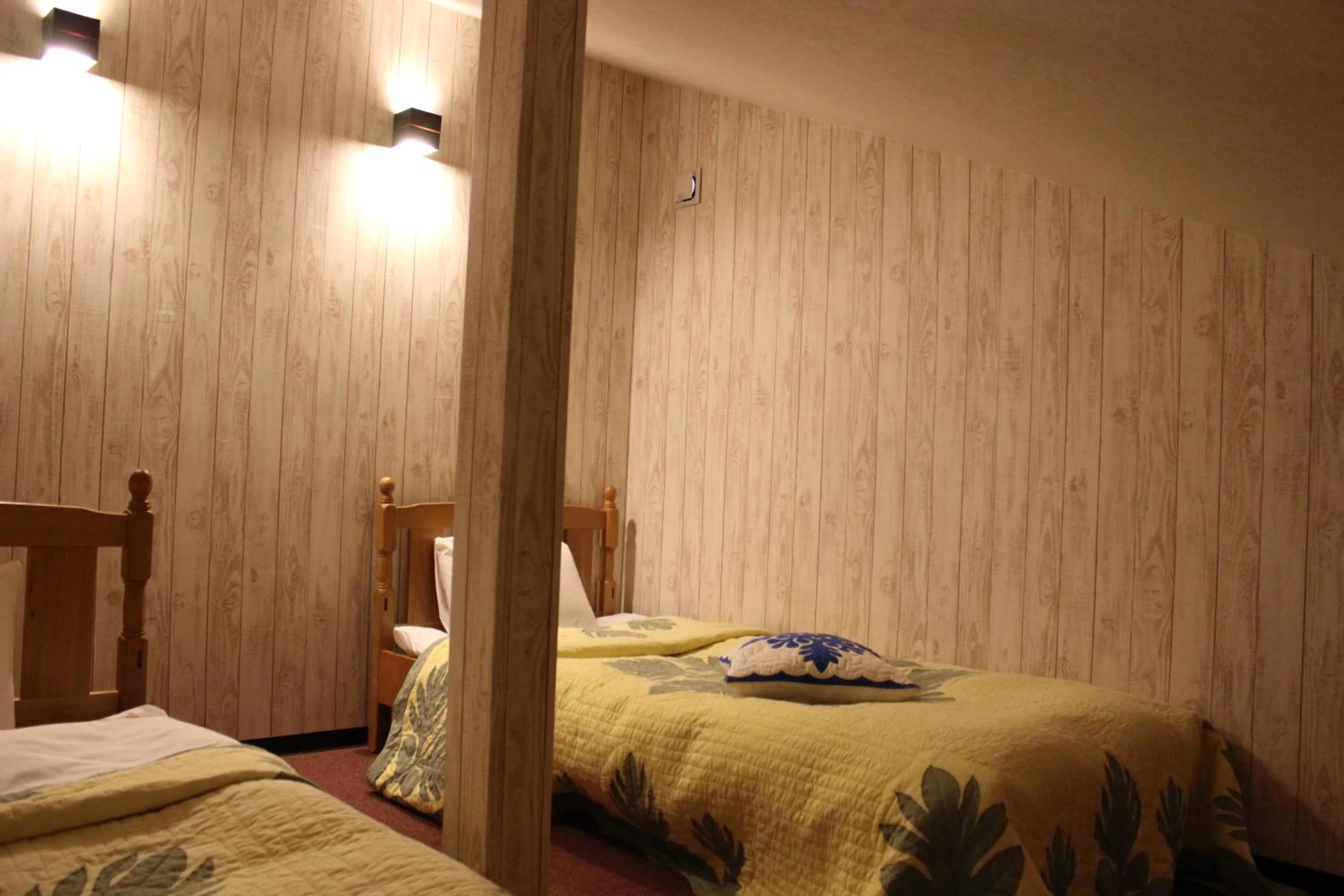 Bedroom, Bed in Pension Fryingpan