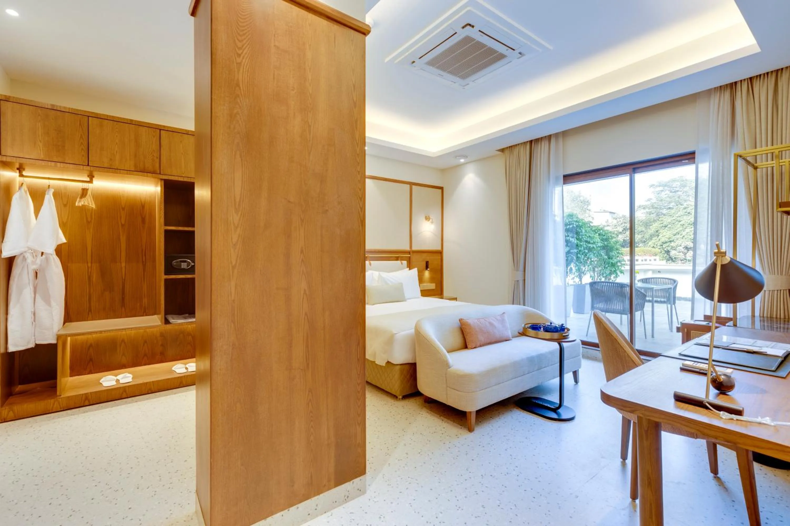 Bed in The Manor - New Delhi