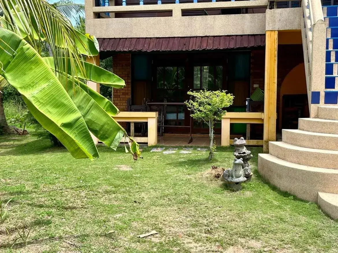 Superior Family Room with Garden View in First Villa Beach Resort Superior Family Room with Garden View in First Villa Beach Resort