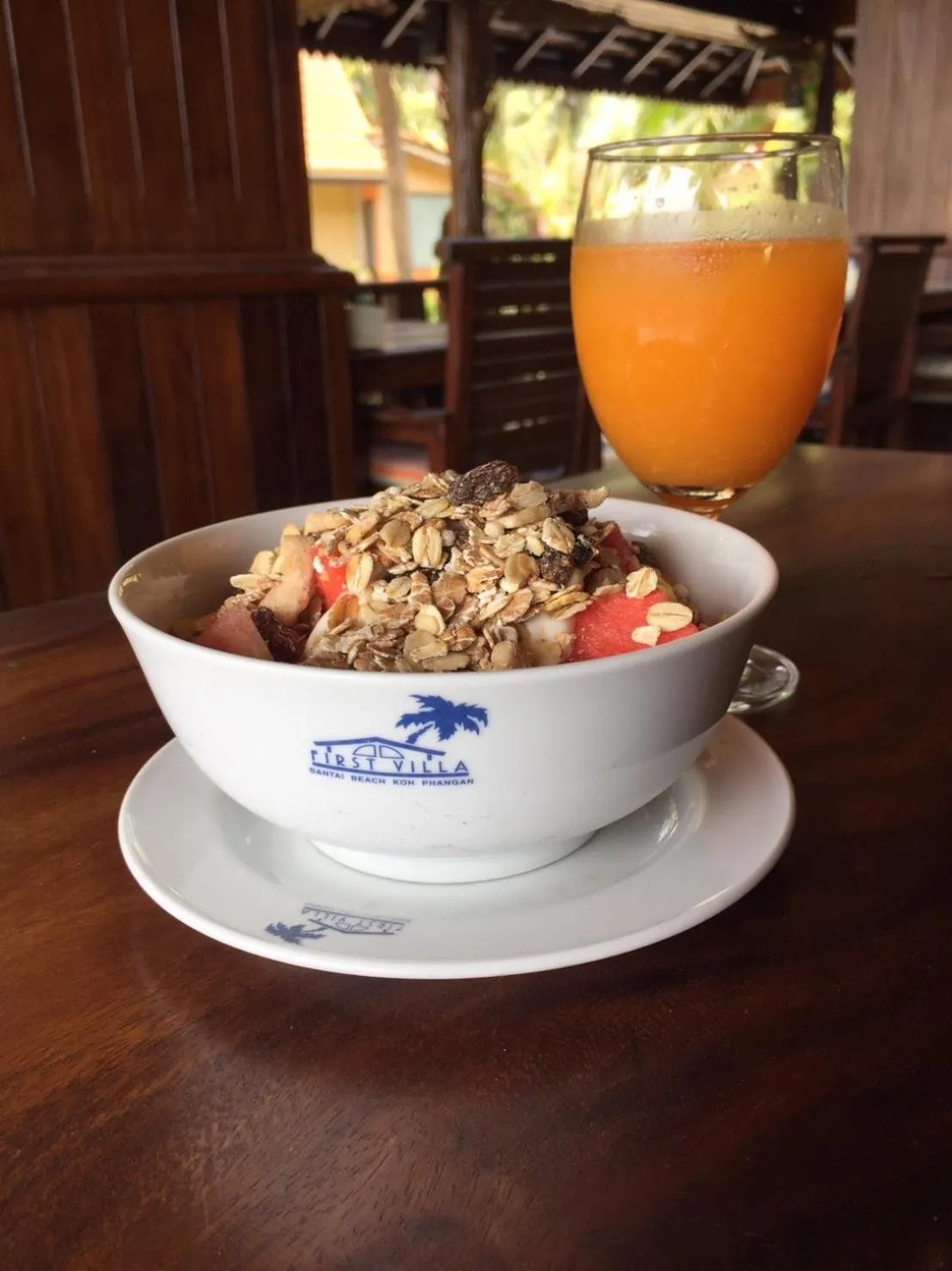 Food and drinks in First Villa Beach Resort