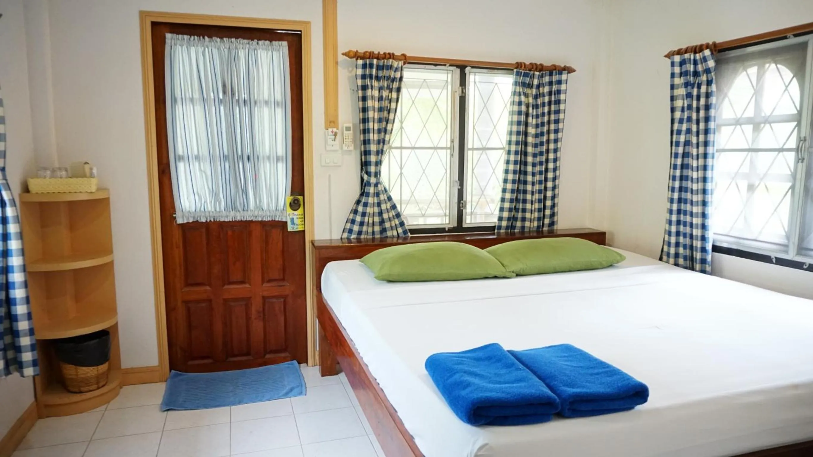 Bedroom, Bed in First Villa Beach Resort