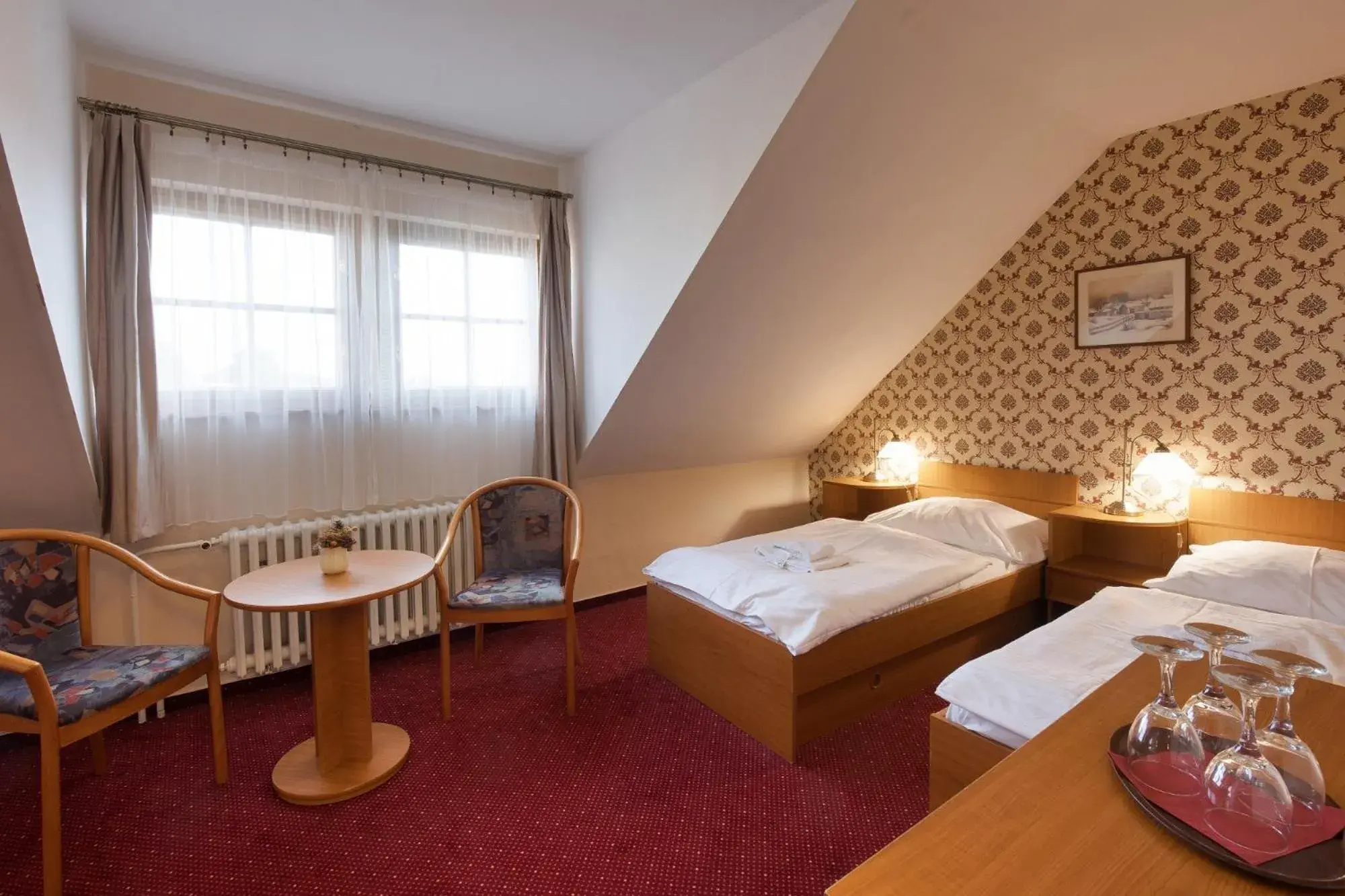 Standard Quadruple Room in Hotel U Černého orla Standard Quadruple Room in Hotel U Černého orla