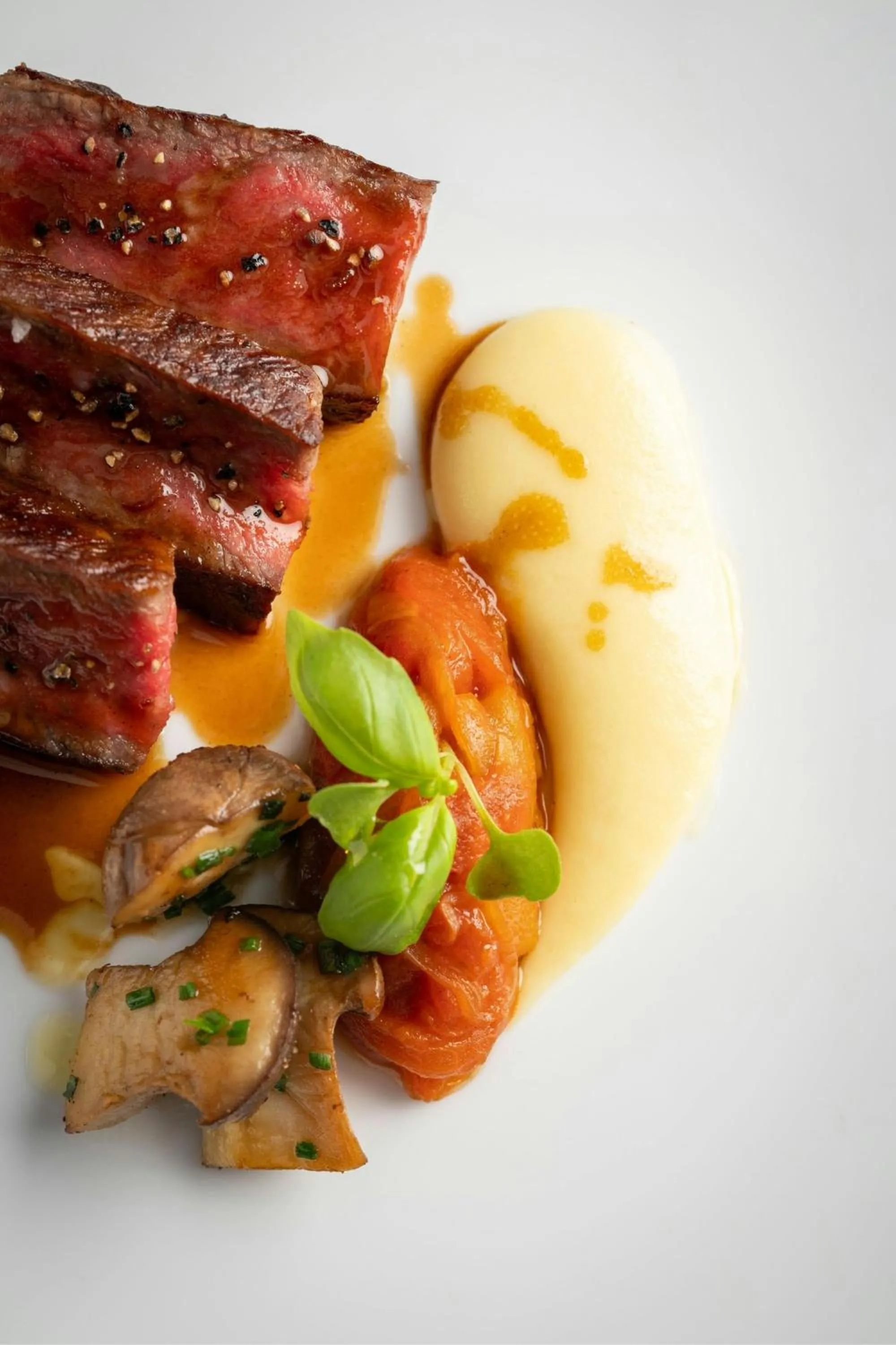 Restaurant/places to eat in The Ritz-Carlton, Hong Kong