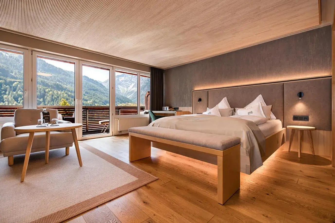 Deluxe Double Room with Balcony in Hotel Birkenhöhe Deluxe Double Room with Balcony in Hotel Birkenhöhe