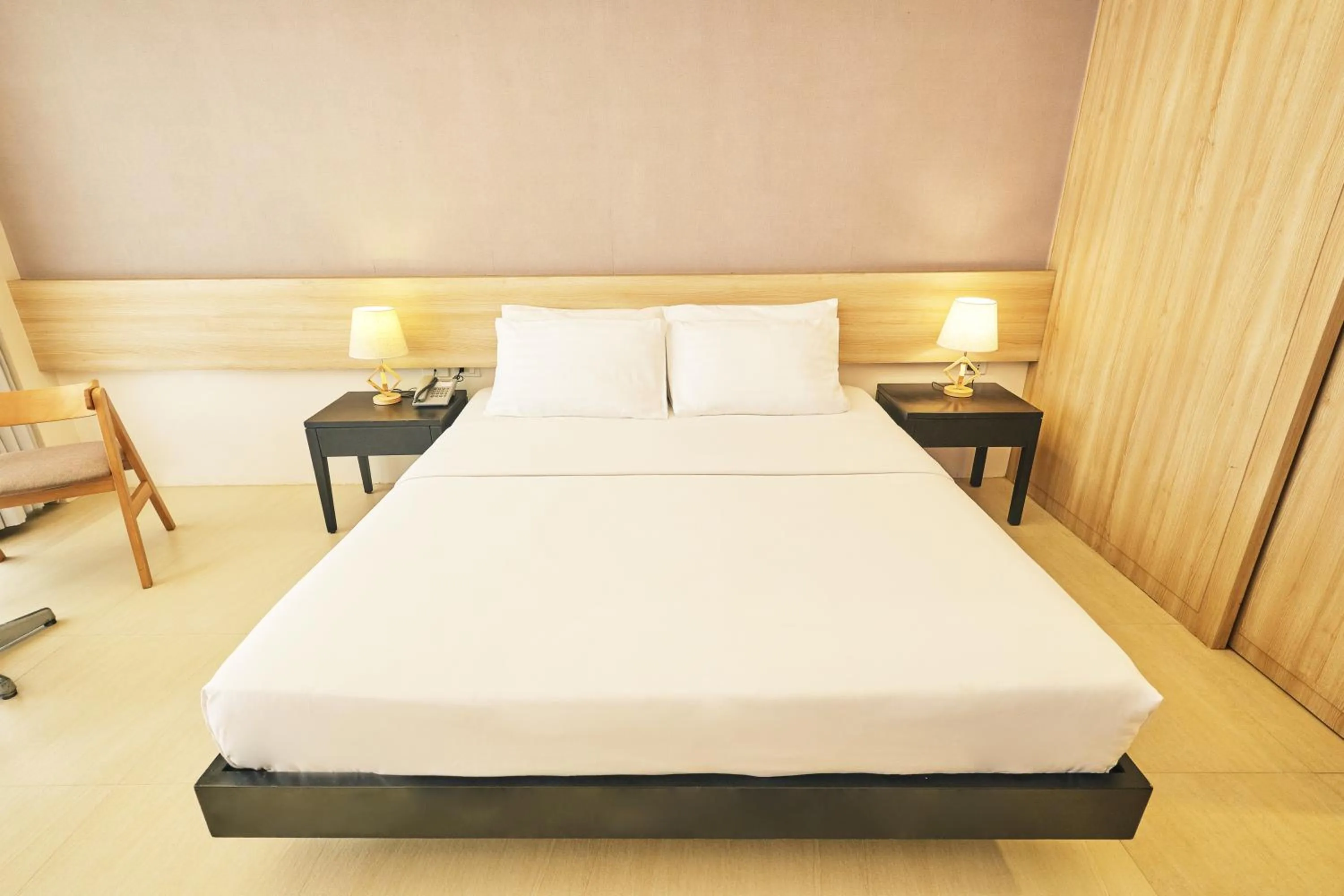 Bed in The Tides Hotel Boracay