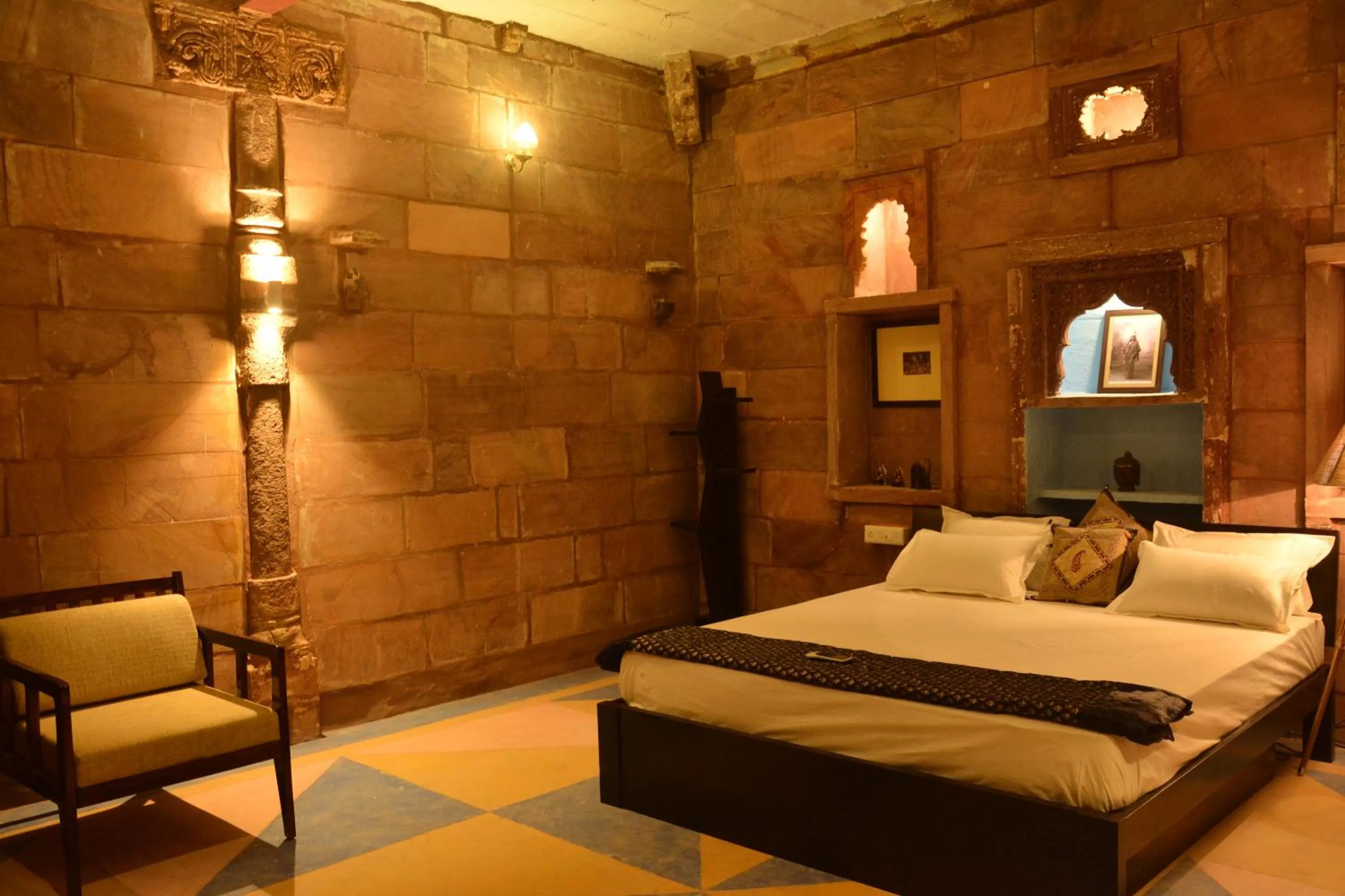 Deluxe Double Room in The Arch Boutique Home stay