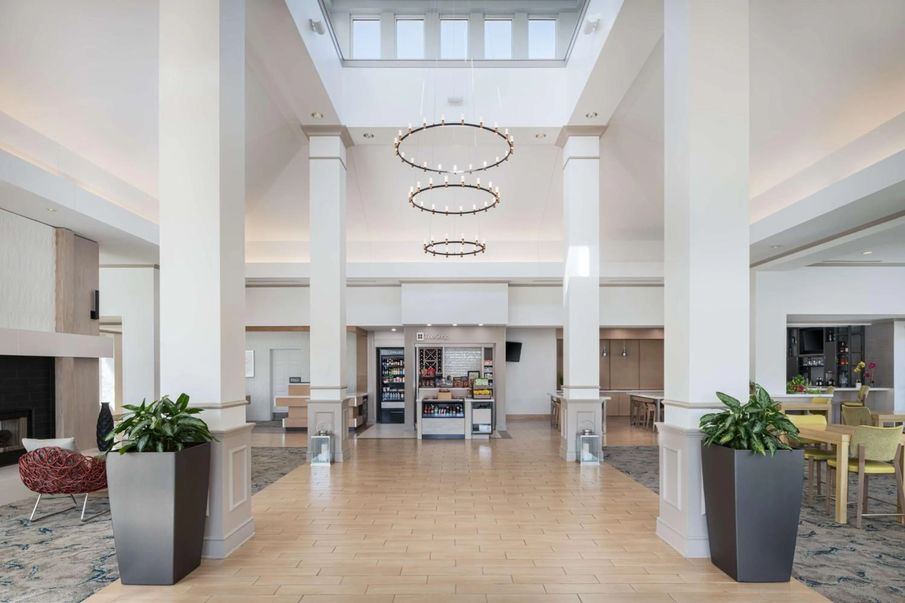 Lobby or reception in Hilton Garden Inn Saint Charles