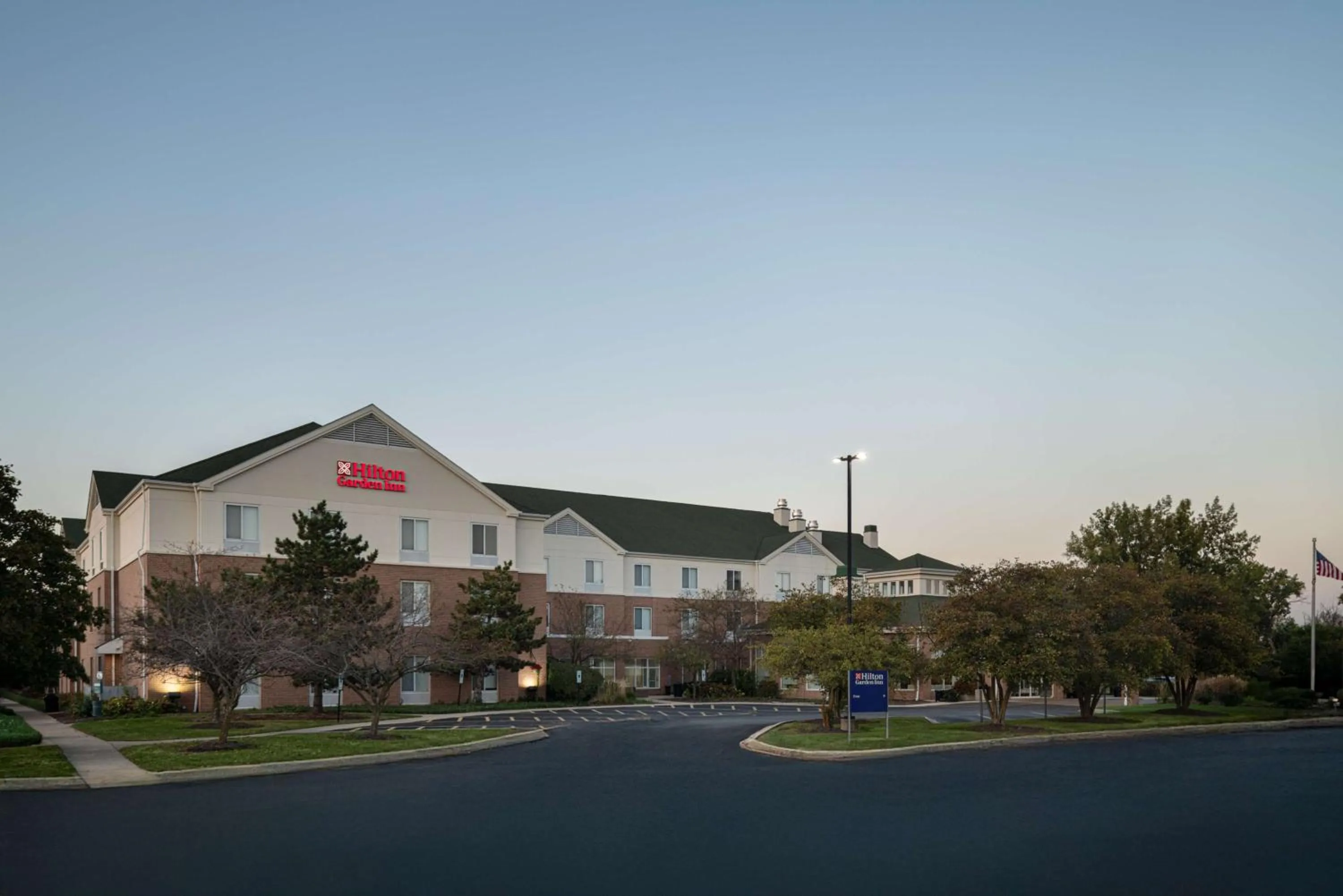 Property building in Hilton Garden Inn Saint Charles
