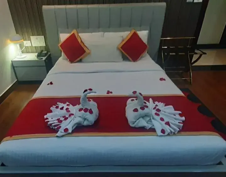 Bed in Hotel Blue Pearl Chikmagalur Bed in Hotel Blue Pearl Chikmagalur