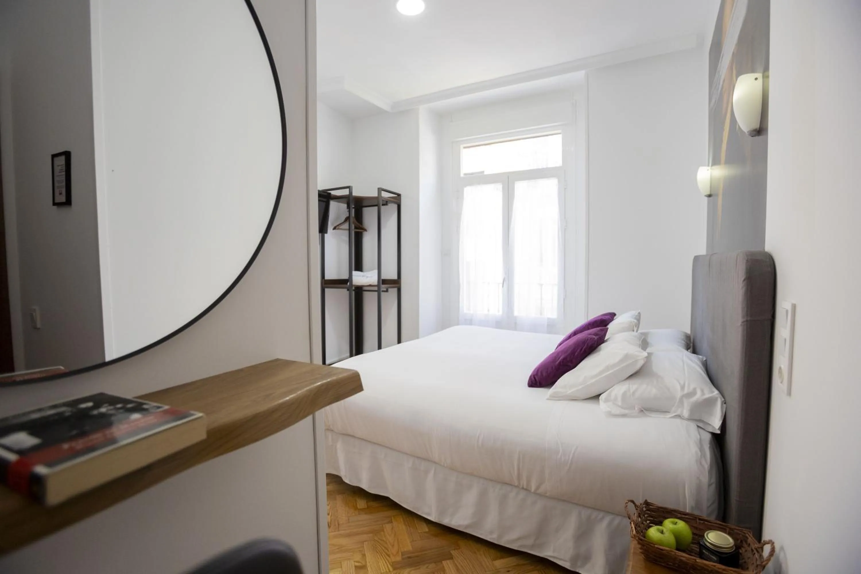 Bedroom, Bed in Hispano Gran Vía