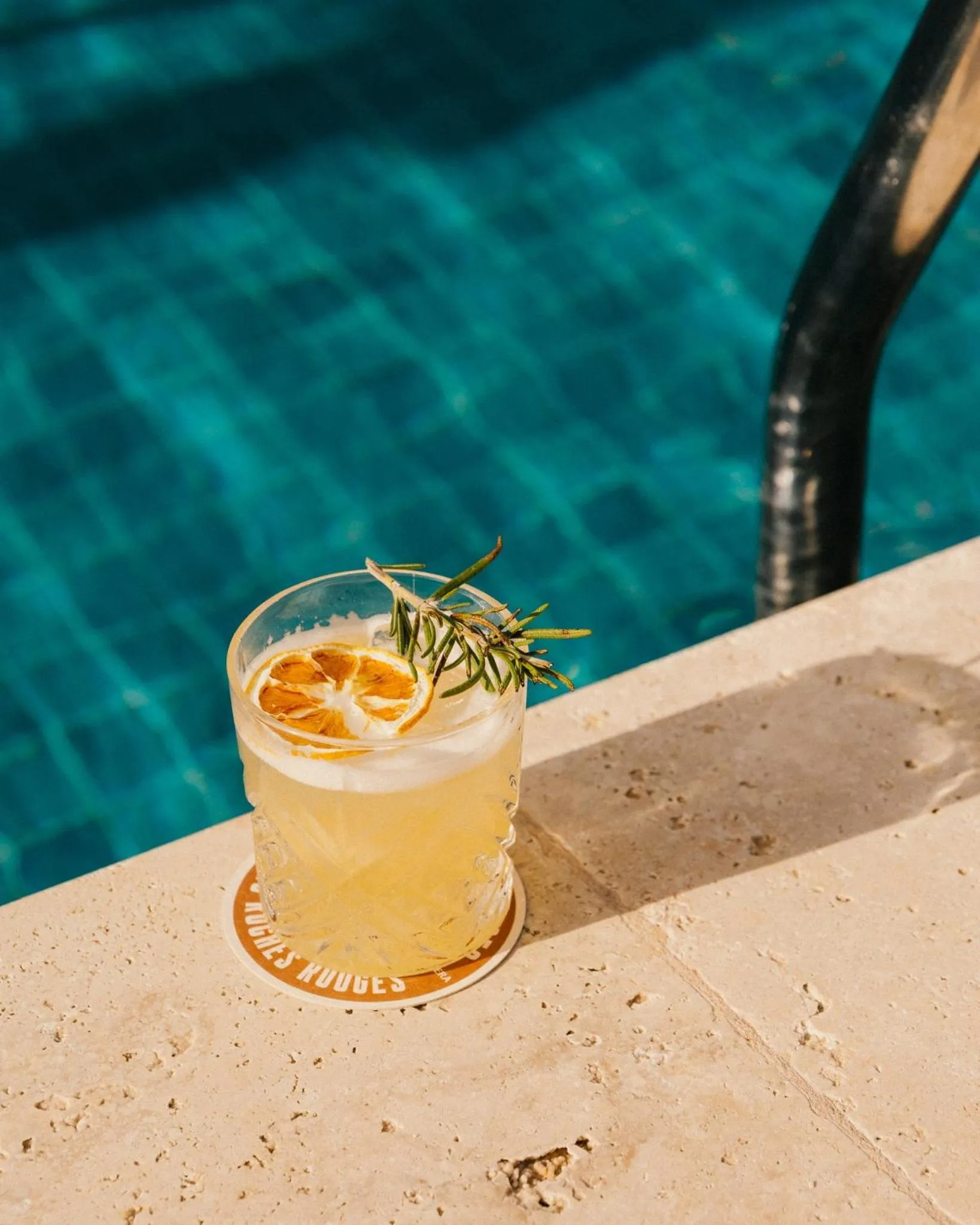 Lounge or bar in Les Roches Rouges, a Beaumier hotel