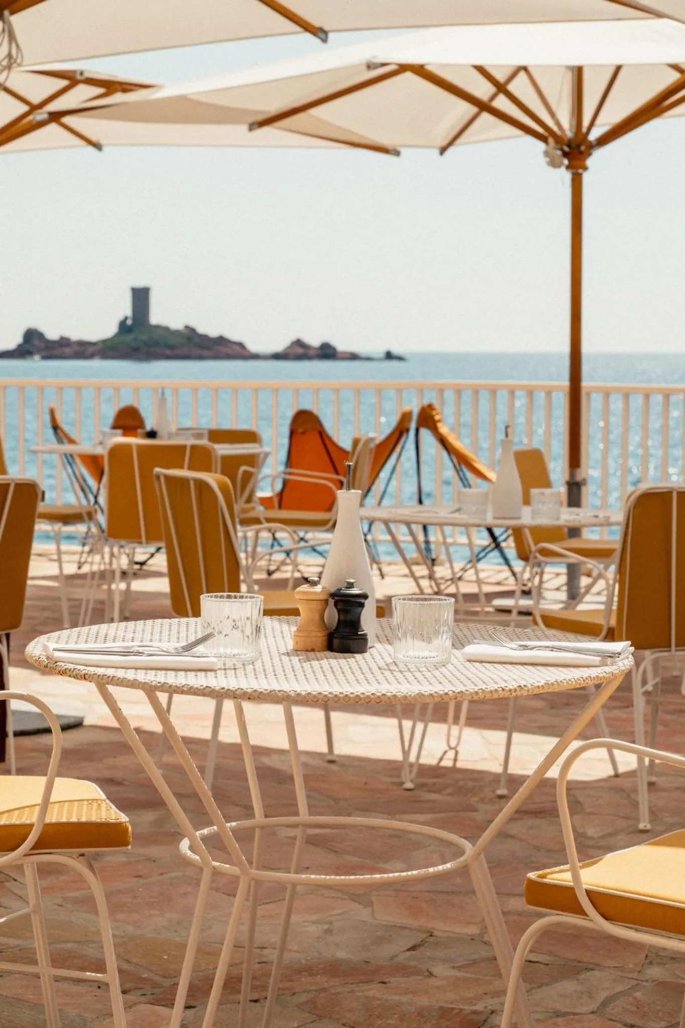 Restaurant/places to eat in Les Roches Rouges, a Beaumier hotel