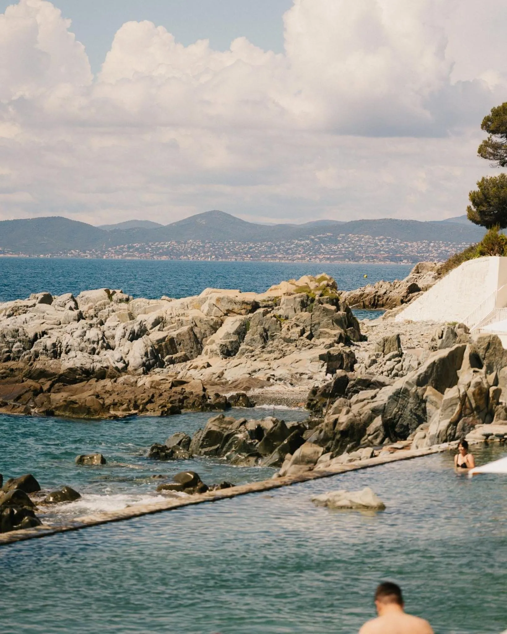 Swimming pool in Les Roches Rouges, a Beaumier hotel
