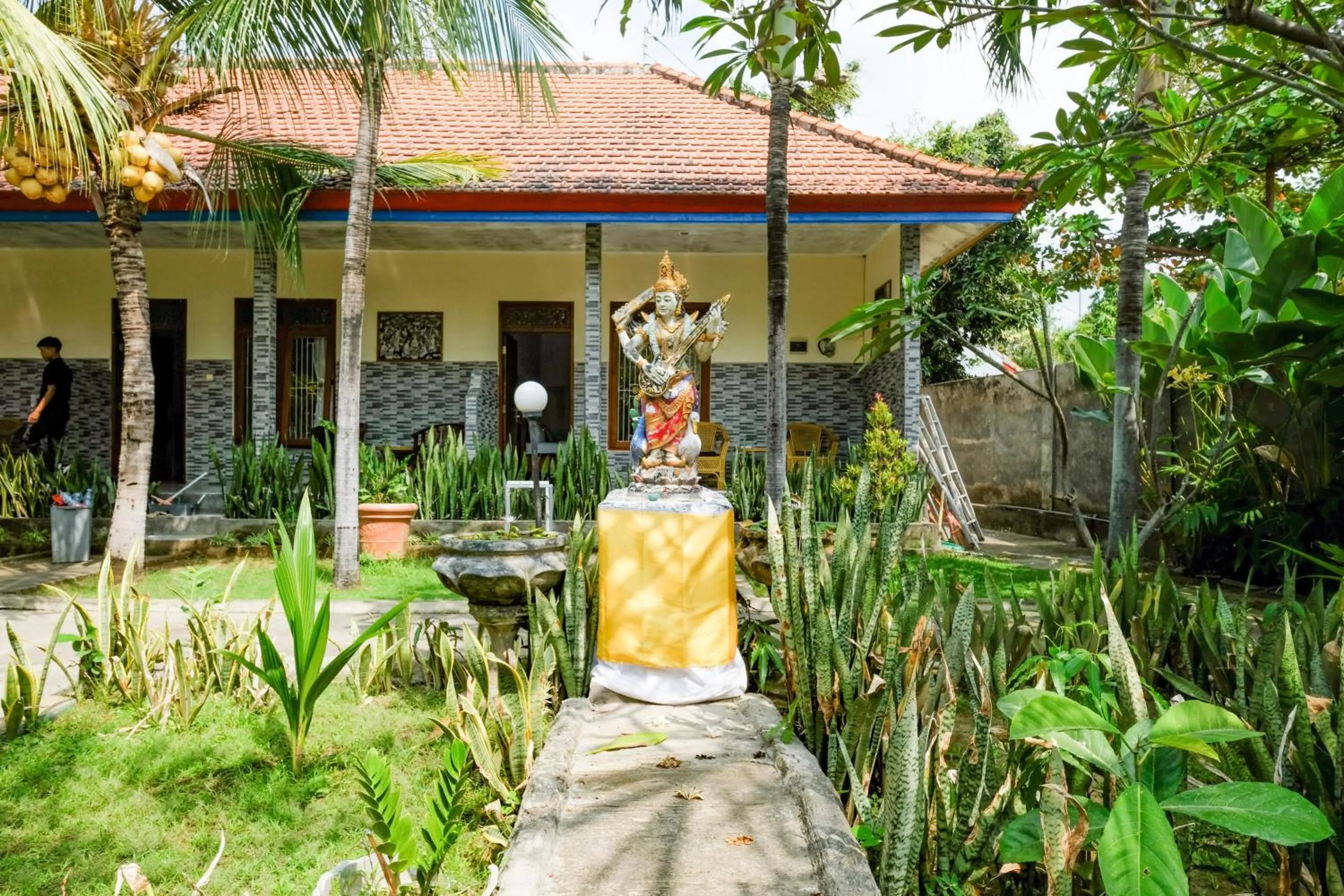 Property building in RedDoorz Plus @ Singaraja