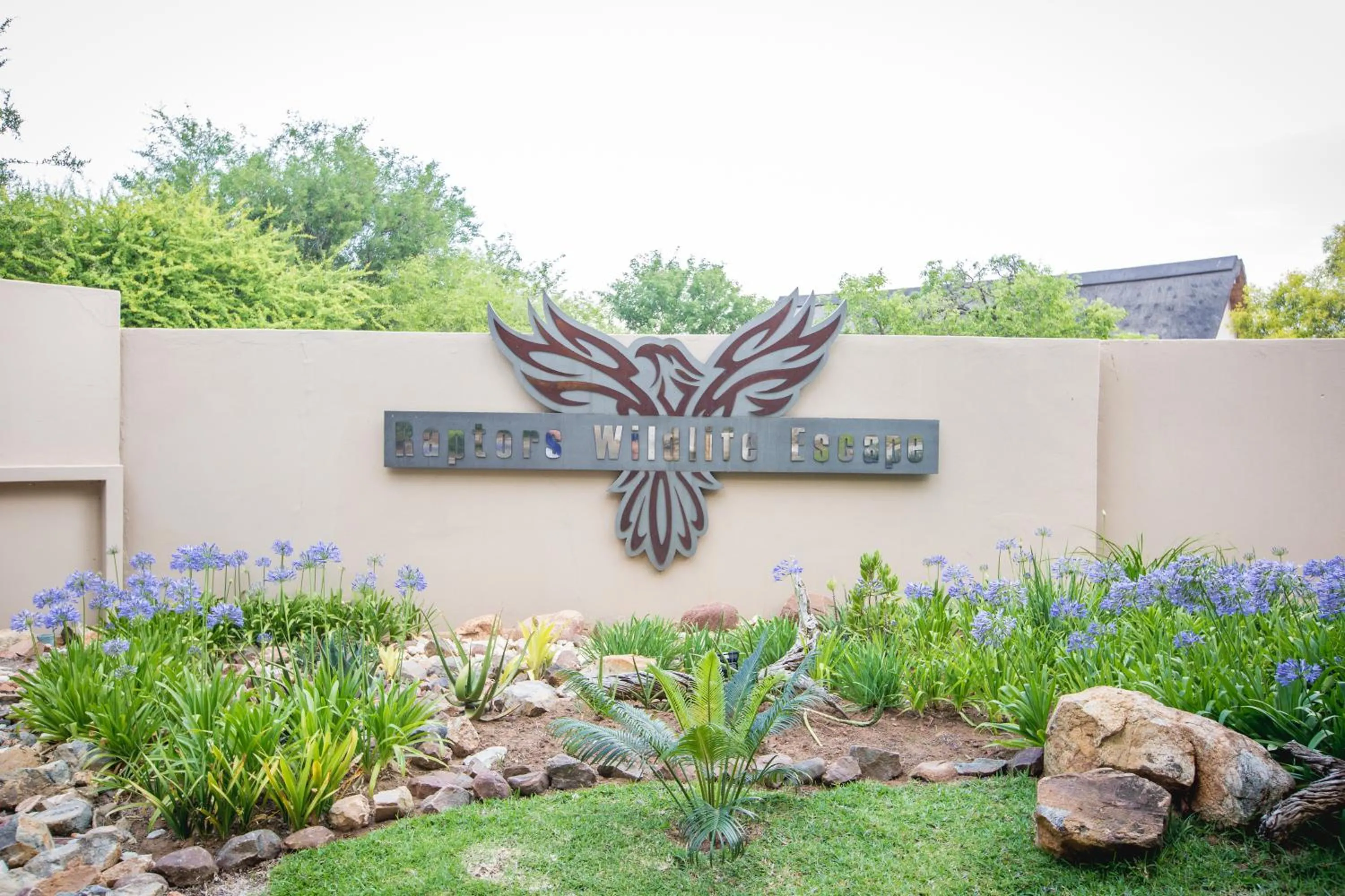 Facade/entrance in Maya Manor