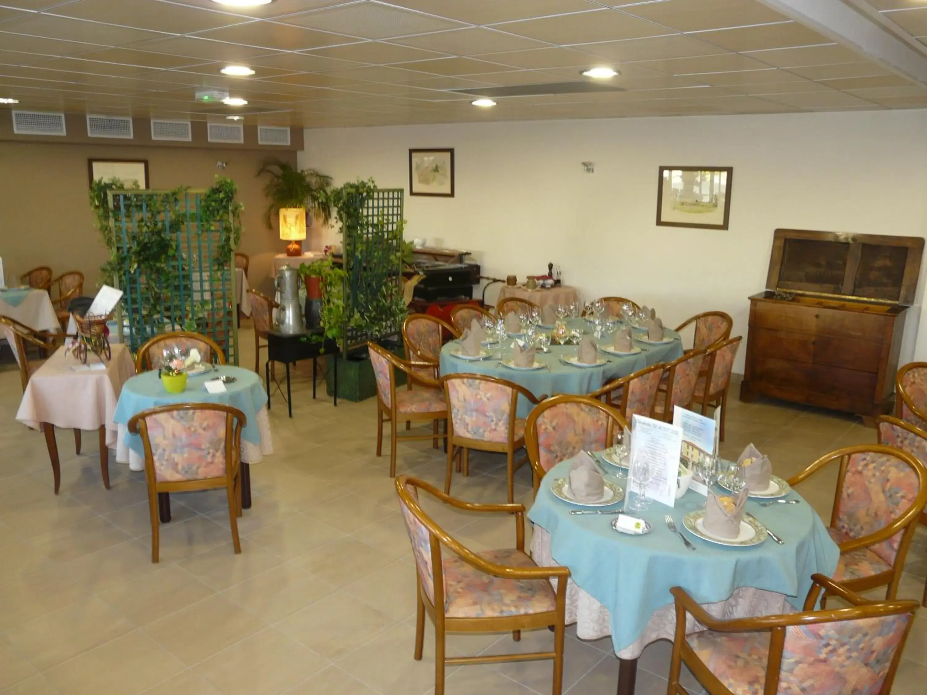 Restaurant/places to eat in Hotel Le Chatard Restaurant/places to eat in Hotel Le Chatard