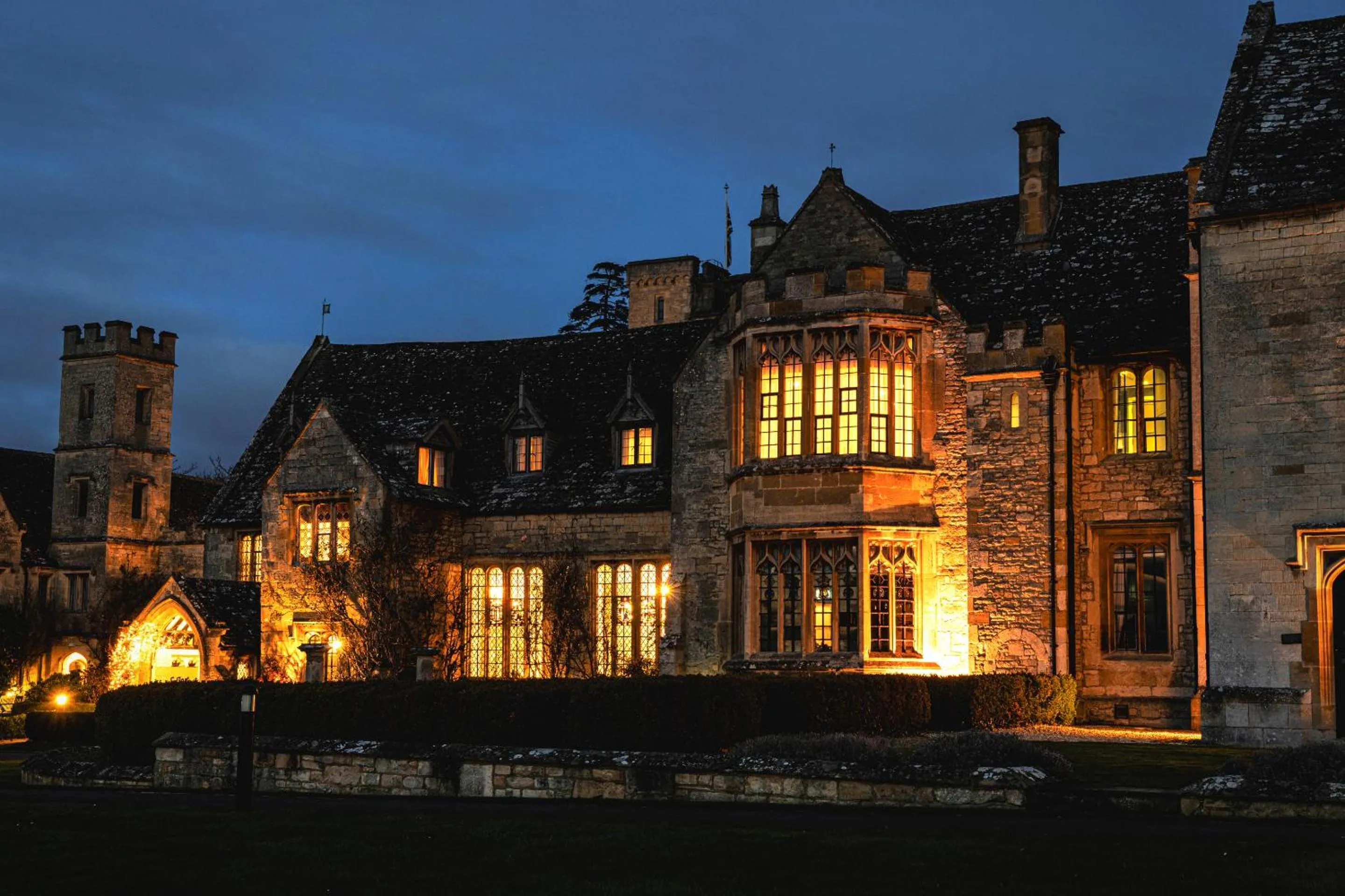 Property building in Ellenborough Park