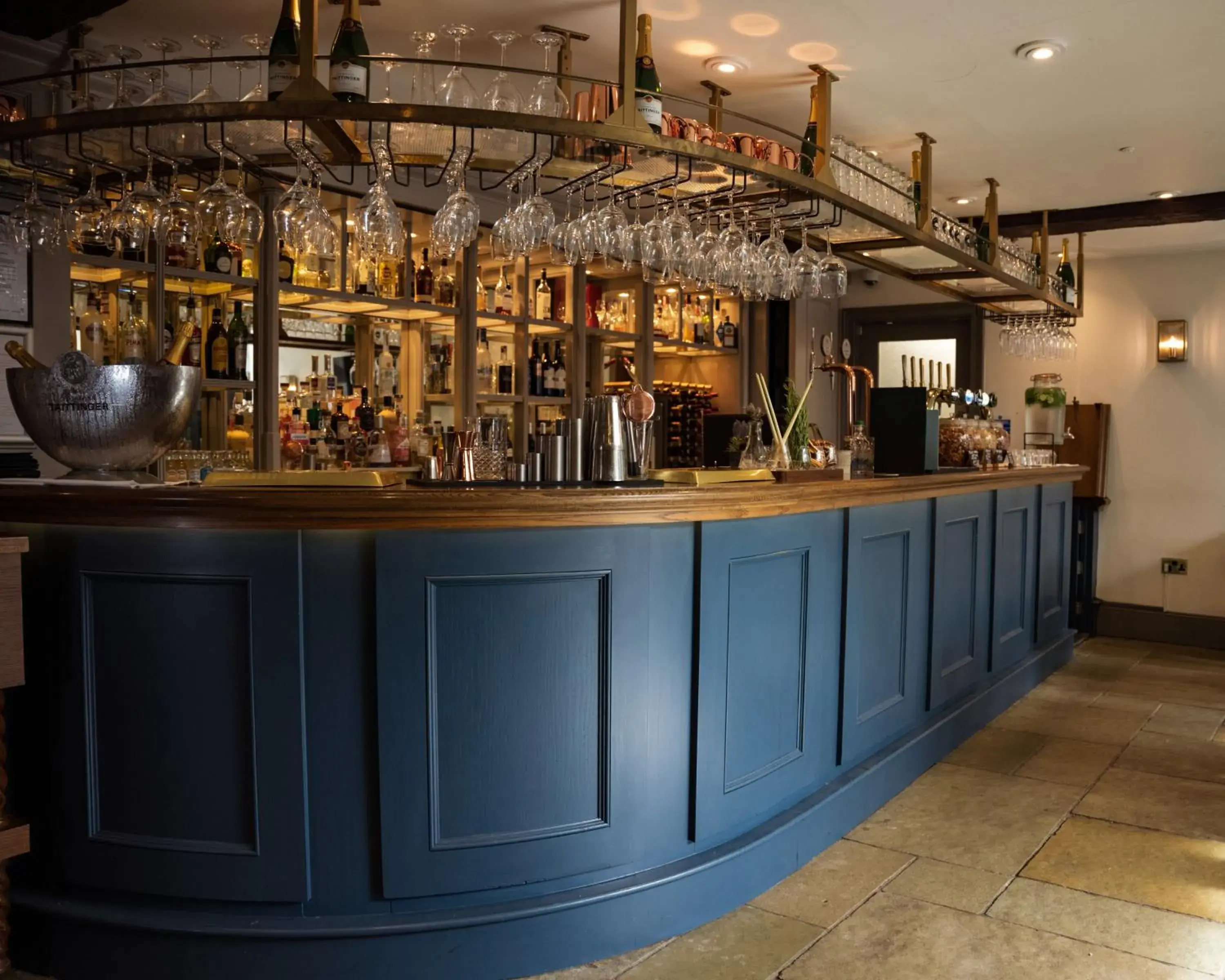 Restaurant/places to eat in Ellenborough Park Restaurant/places to eat in Ellenborough Park