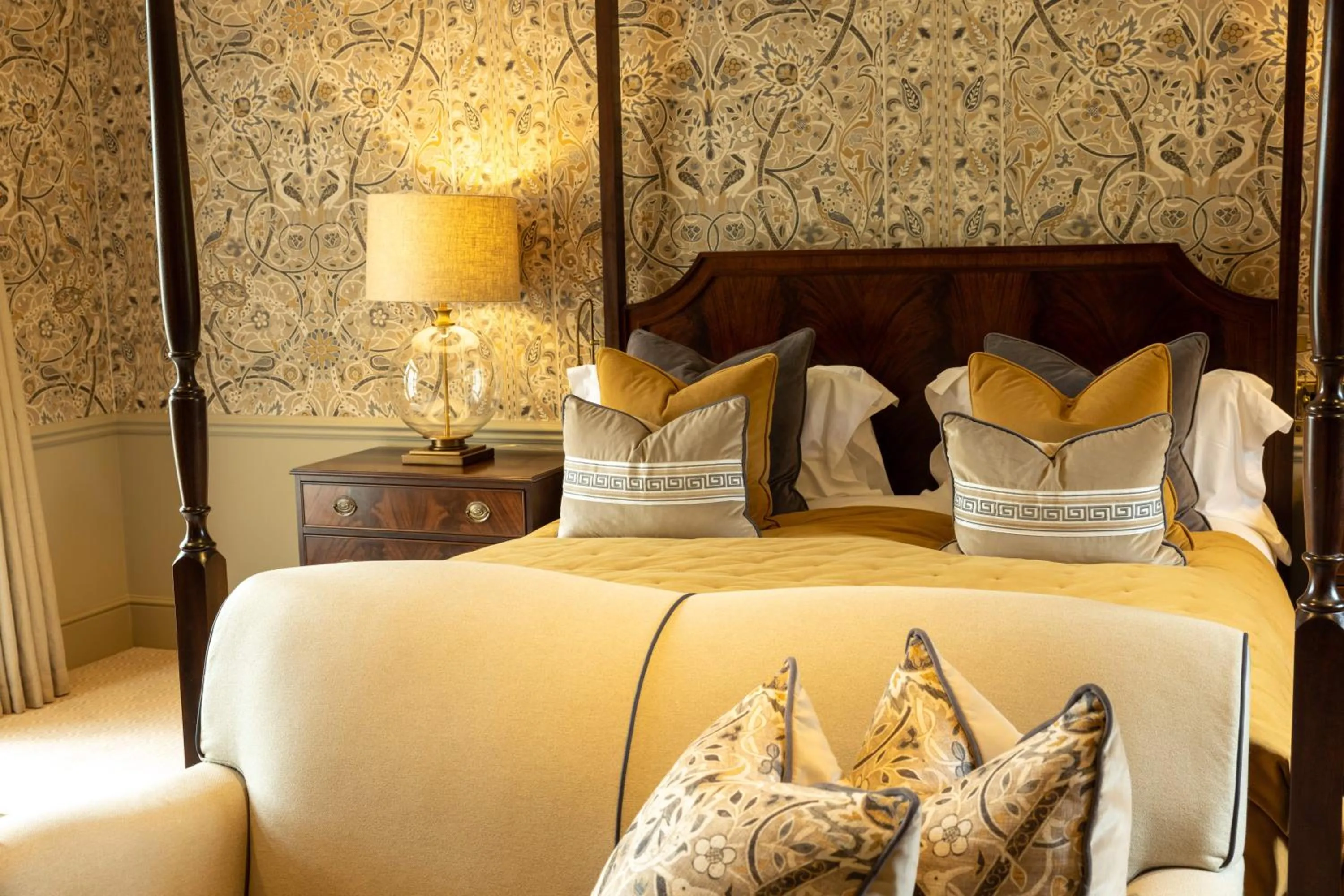 Luxury Double Room in Ellenborough Park