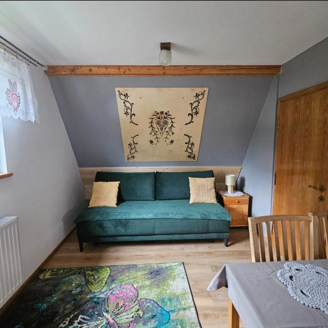 Domki i Apartamenty Na Wyskówkach Jacuzzi & Sauna