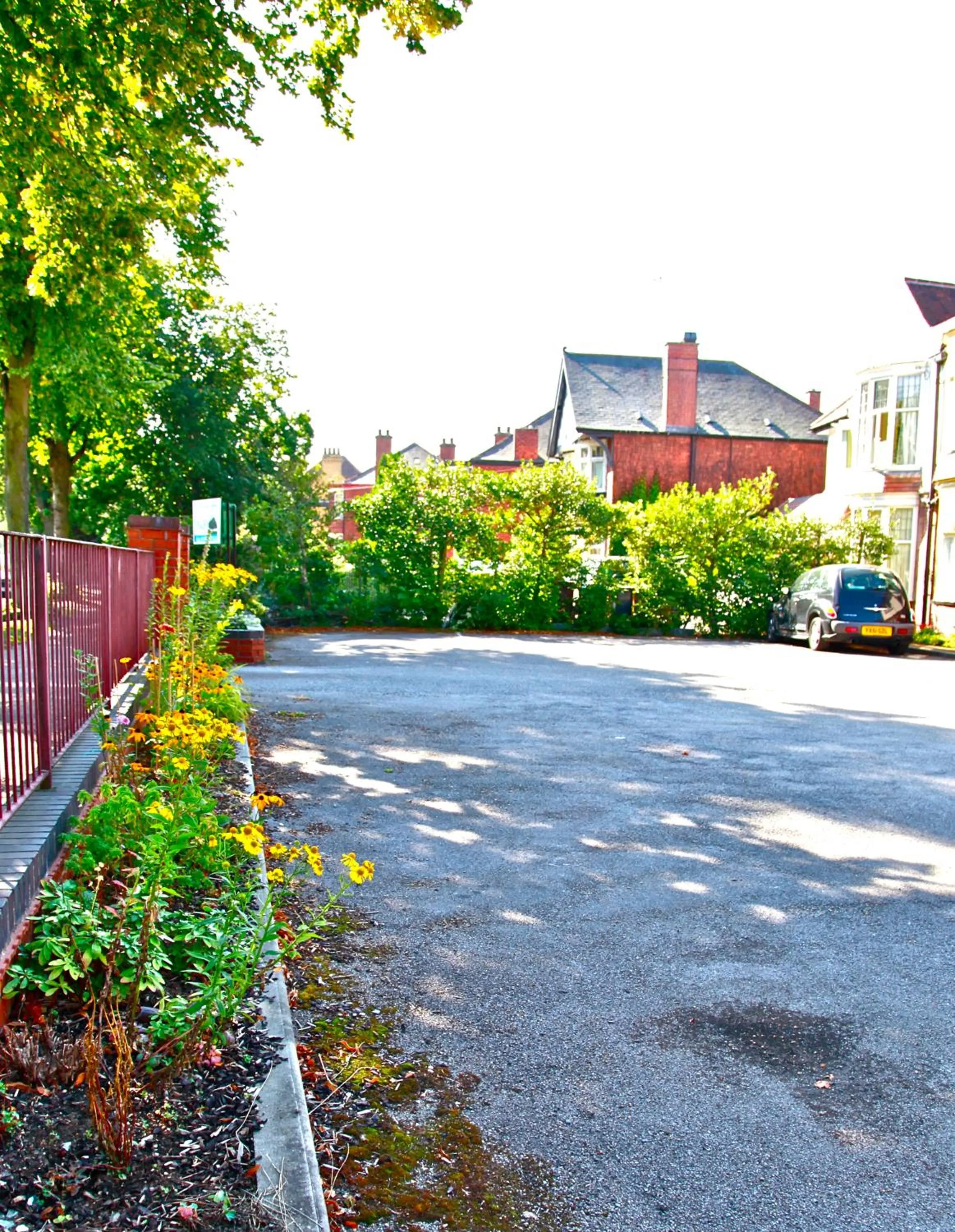 Property building in Acorn Guest House in Hull