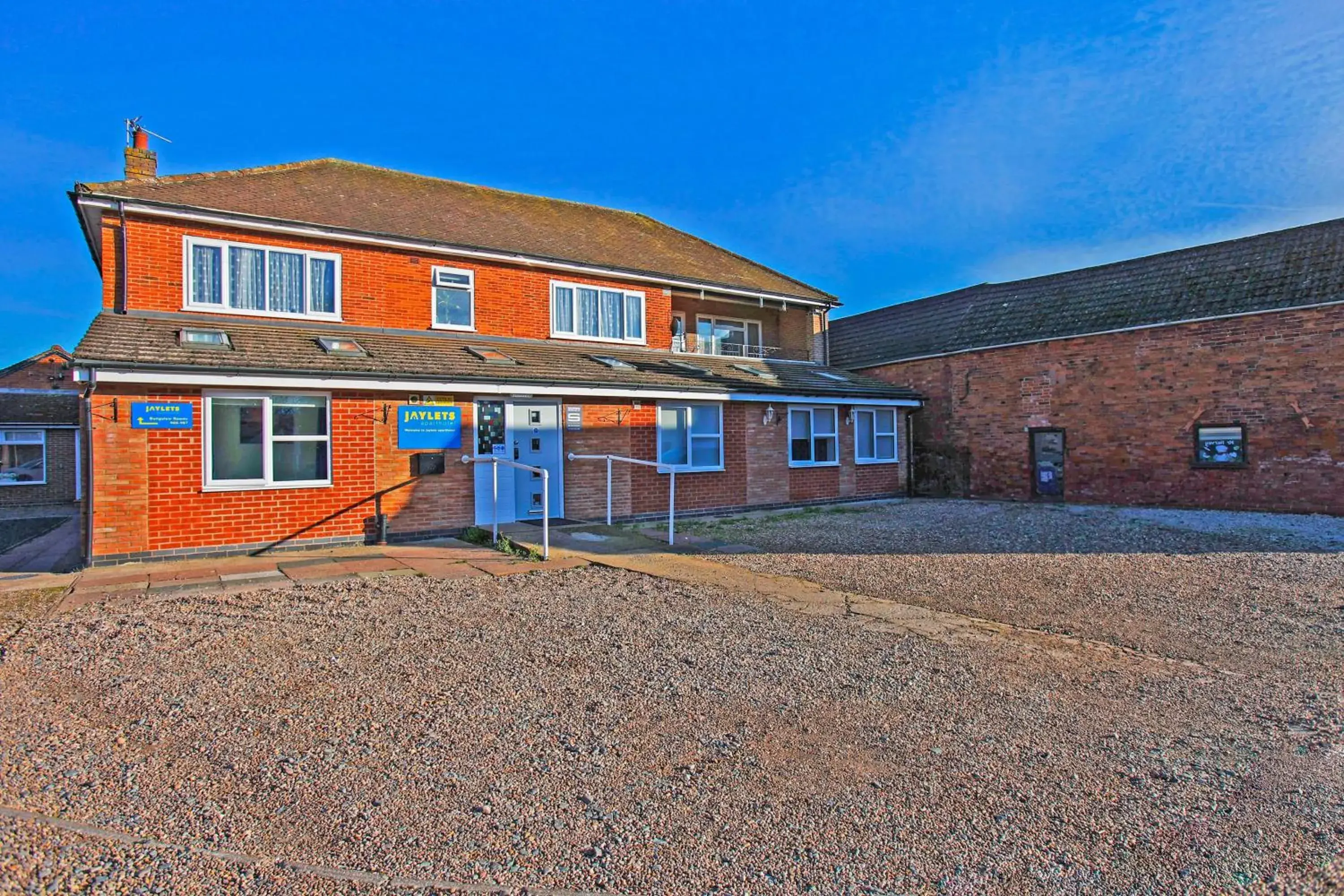 Facade/entrance in OYO Aparthotel Hathern - Loughborough Facade/entrance in OYO Aparthotel Hathern - Loughborough