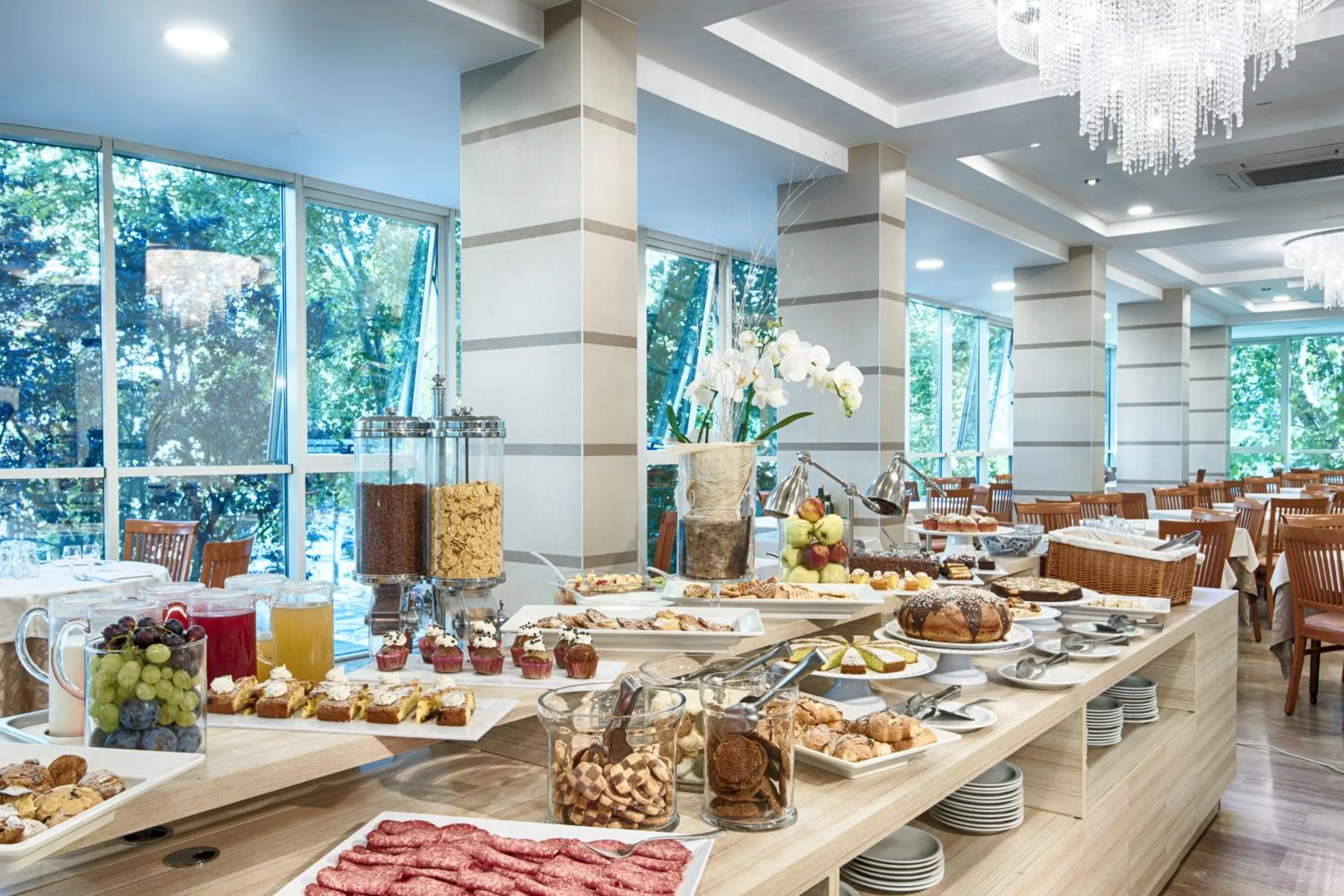 Continental breakfast in Michelangelo Cesenatico