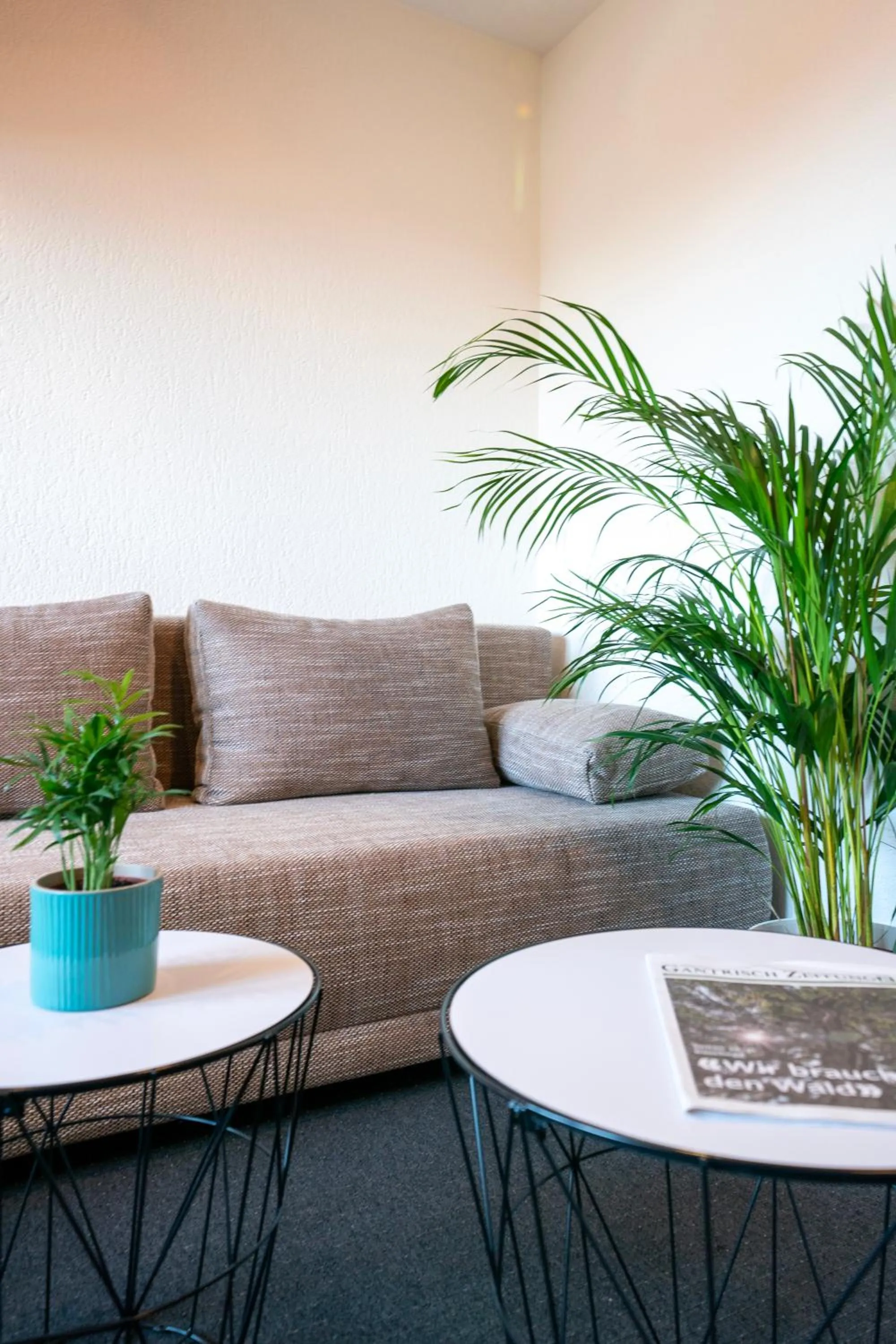 Seating area in Hotel Sonne - Self Check-in