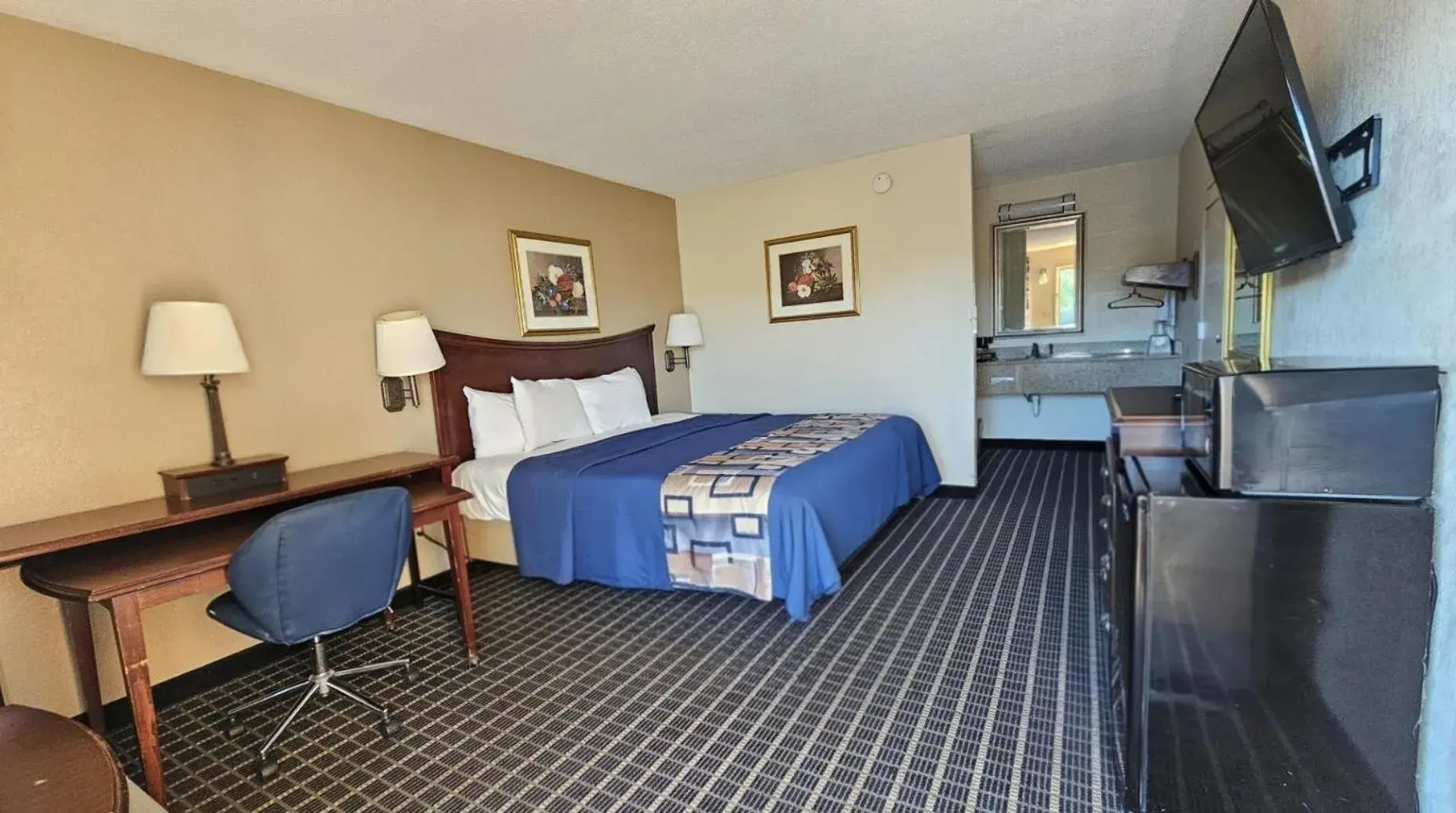 Bed in Americas Best Value Inn Mount Vernon Bed in Americas Best Value Inn Mount Vernon