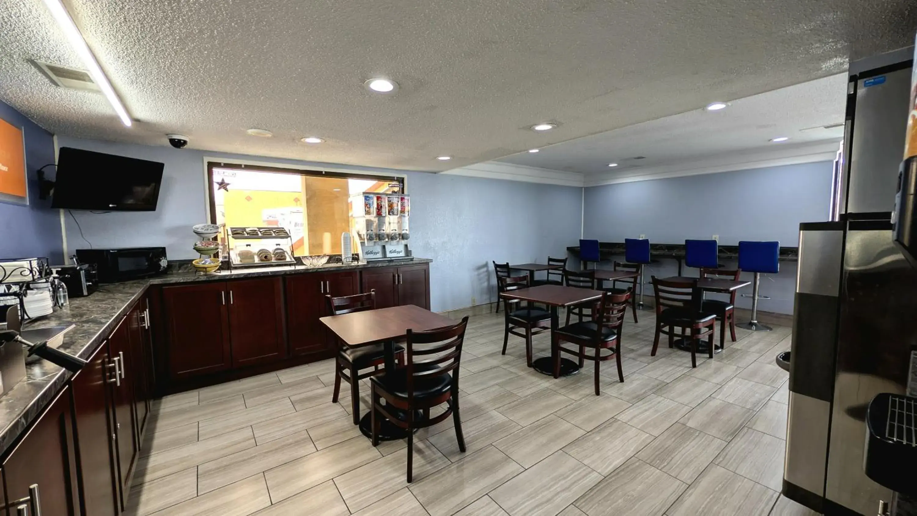 Food close-up in Americas Best Value Inn Mount Vernon Food close-up in Americas Best Value Inn Mount Vernon