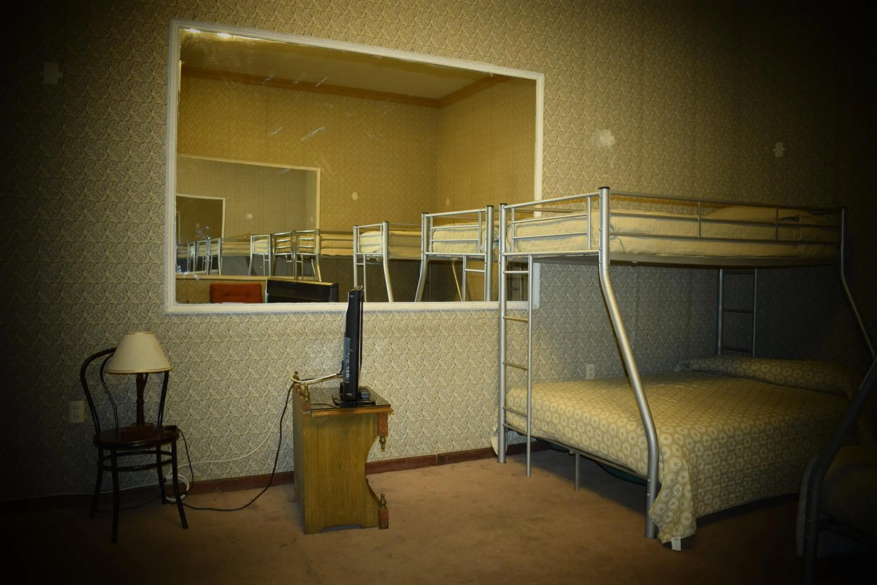 Bed in Capital Plaza Hotel