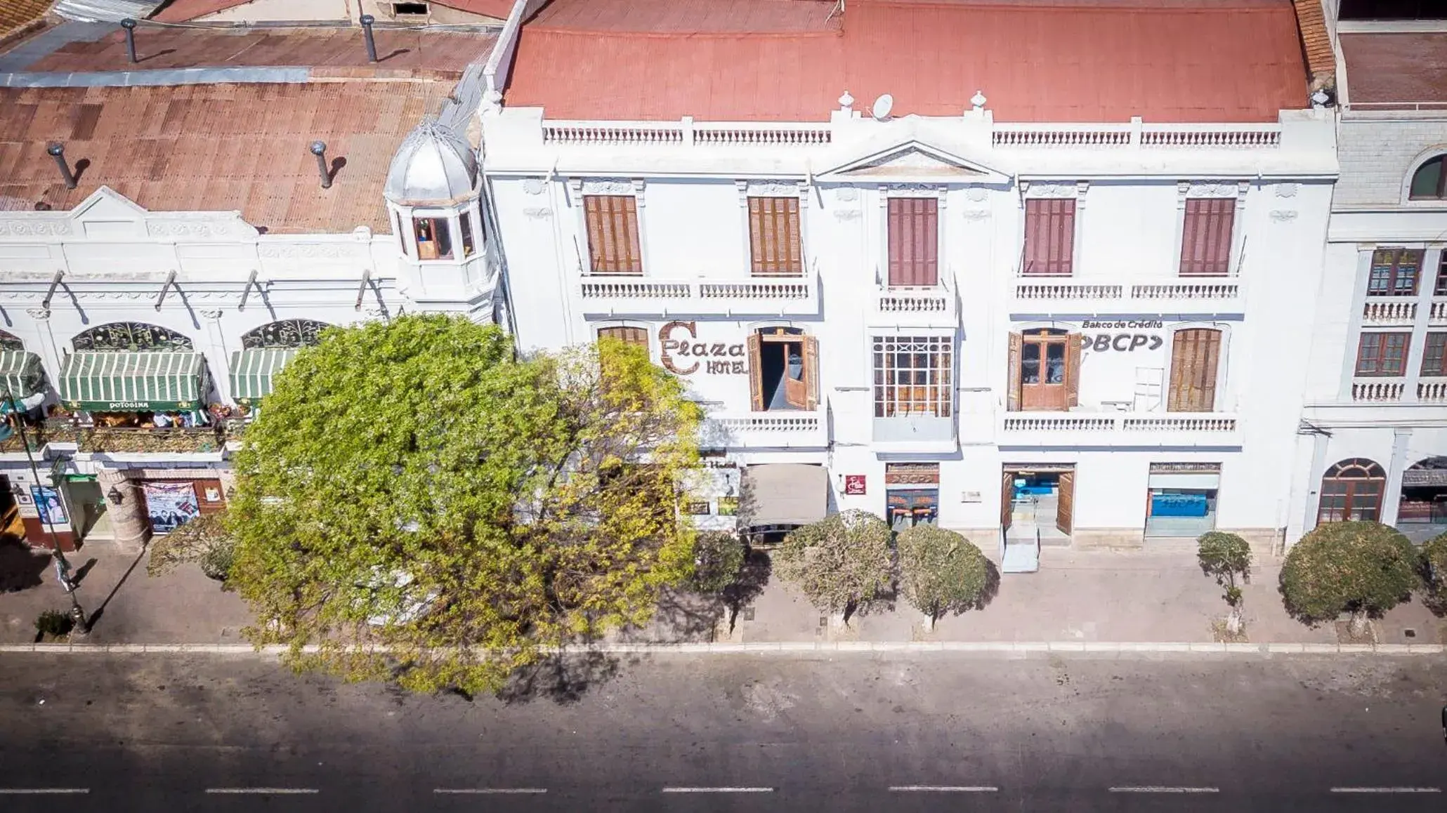 Property building in Capital Plaza Hotel Property building in Capital Plaza Hotel