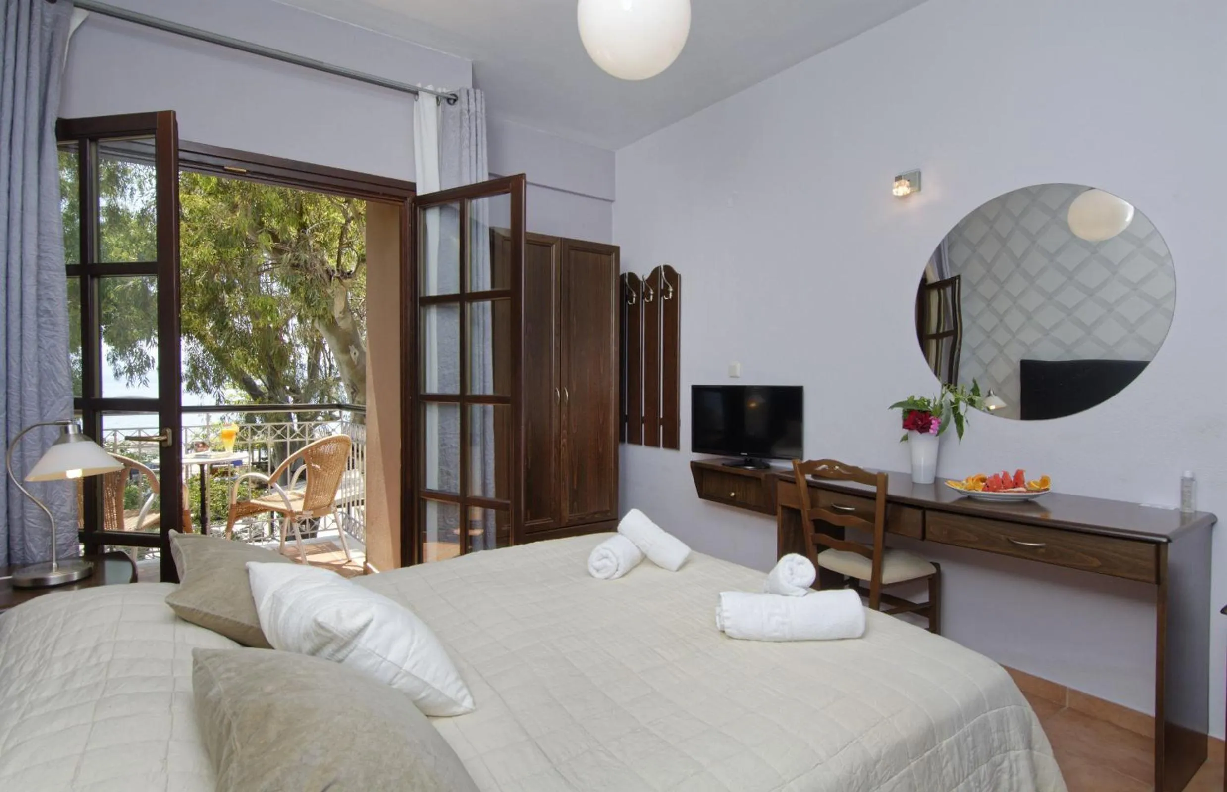 Bedroom, Bed in Enalion Hotel